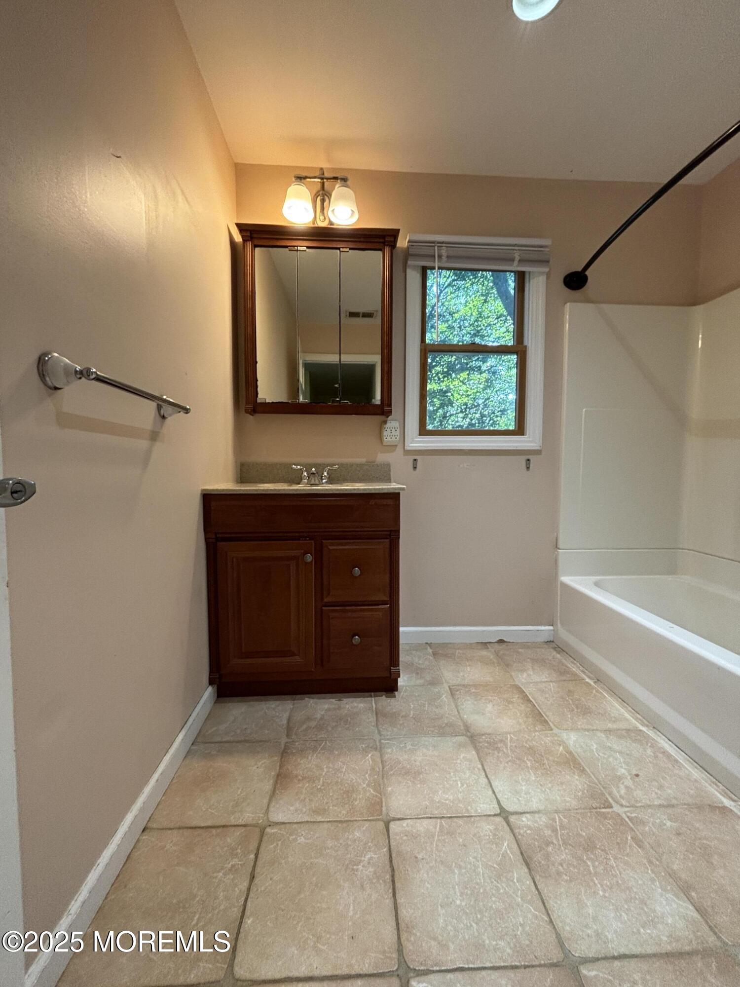 90 Statesir Place, Red Bank, NJ, 07701 image 19
