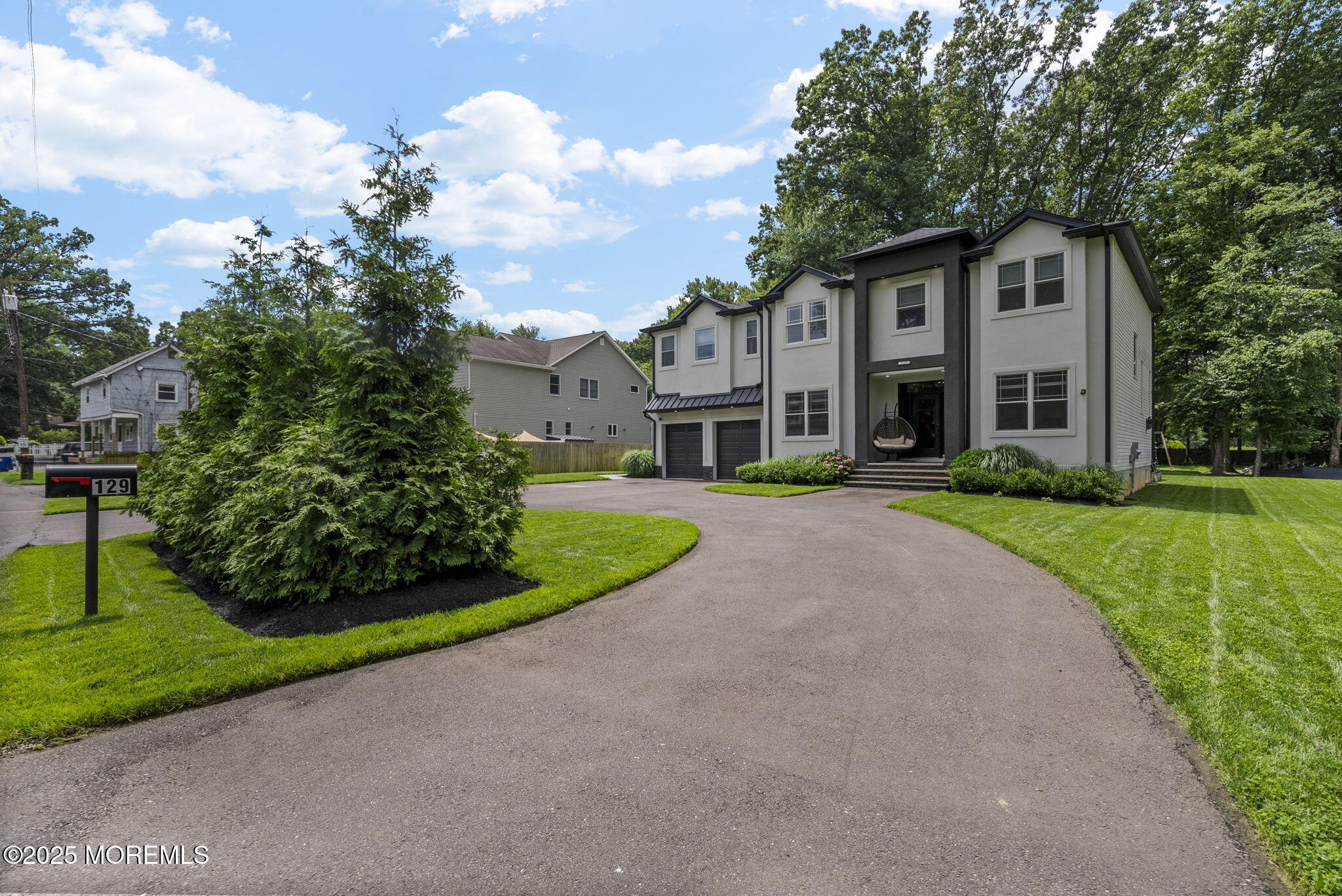 129 Magnolia Lane Image 2