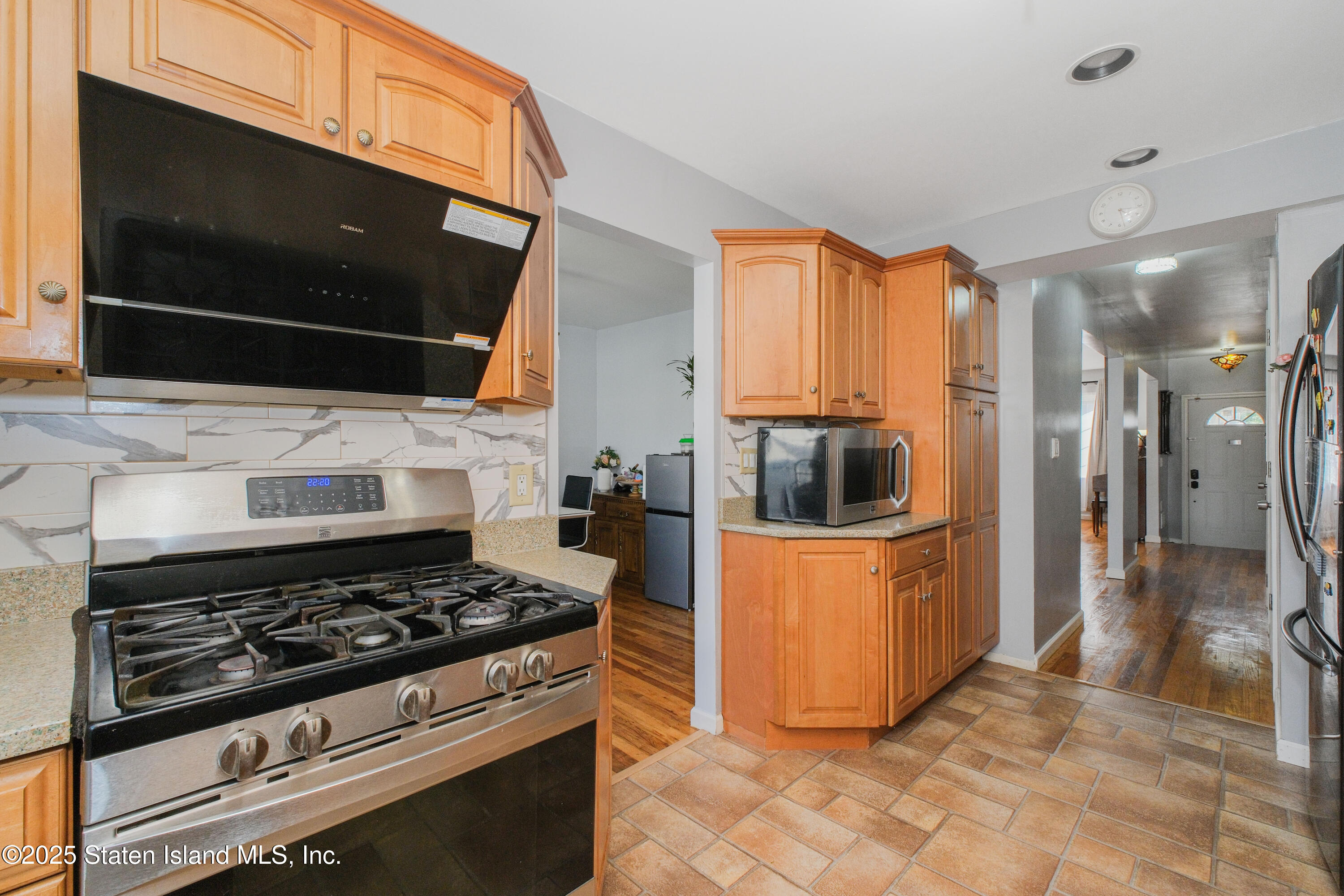45 Russek Drive, Staten Island, NY, 10312 image 14