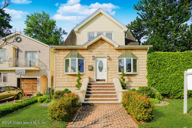 172 Armstrong Avenue Image 1