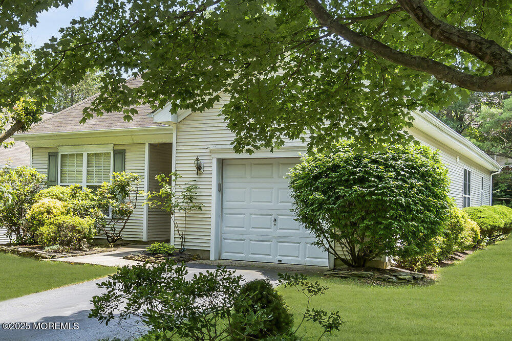 14 Spring Meadow Drive Image 2
