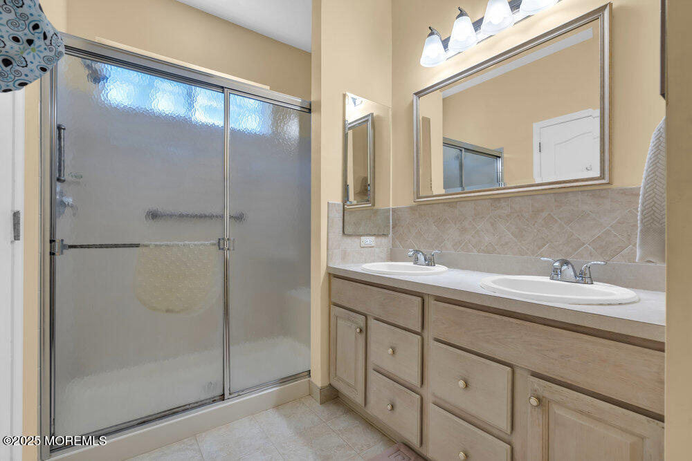 14 Spring Meadow Drive, Lakewood, NJ, 08701 image 20