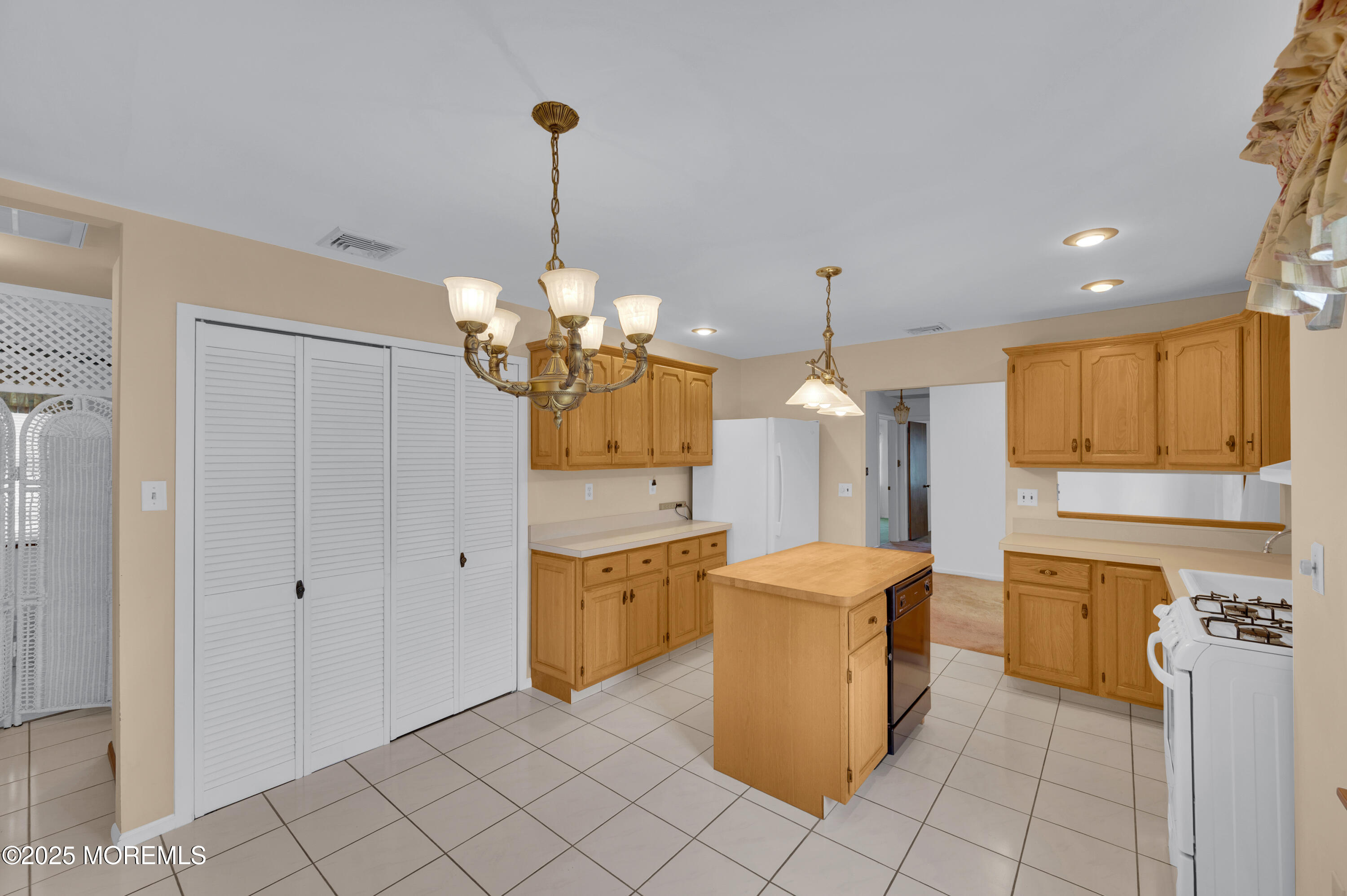326 Oxford Lane, Point Pleasant, NJ, 08742 image 18