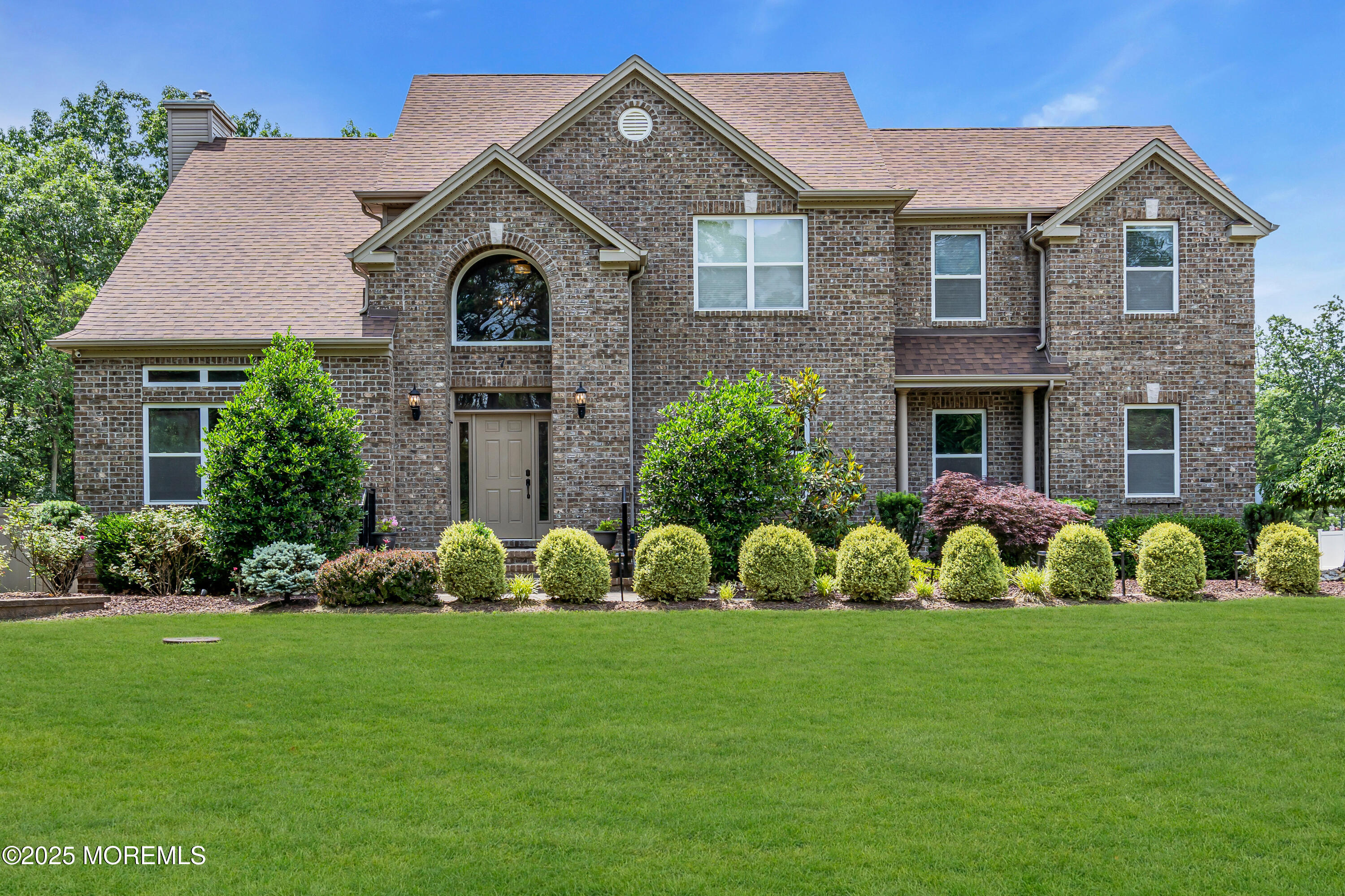 7 Holly Tree Court Image 4