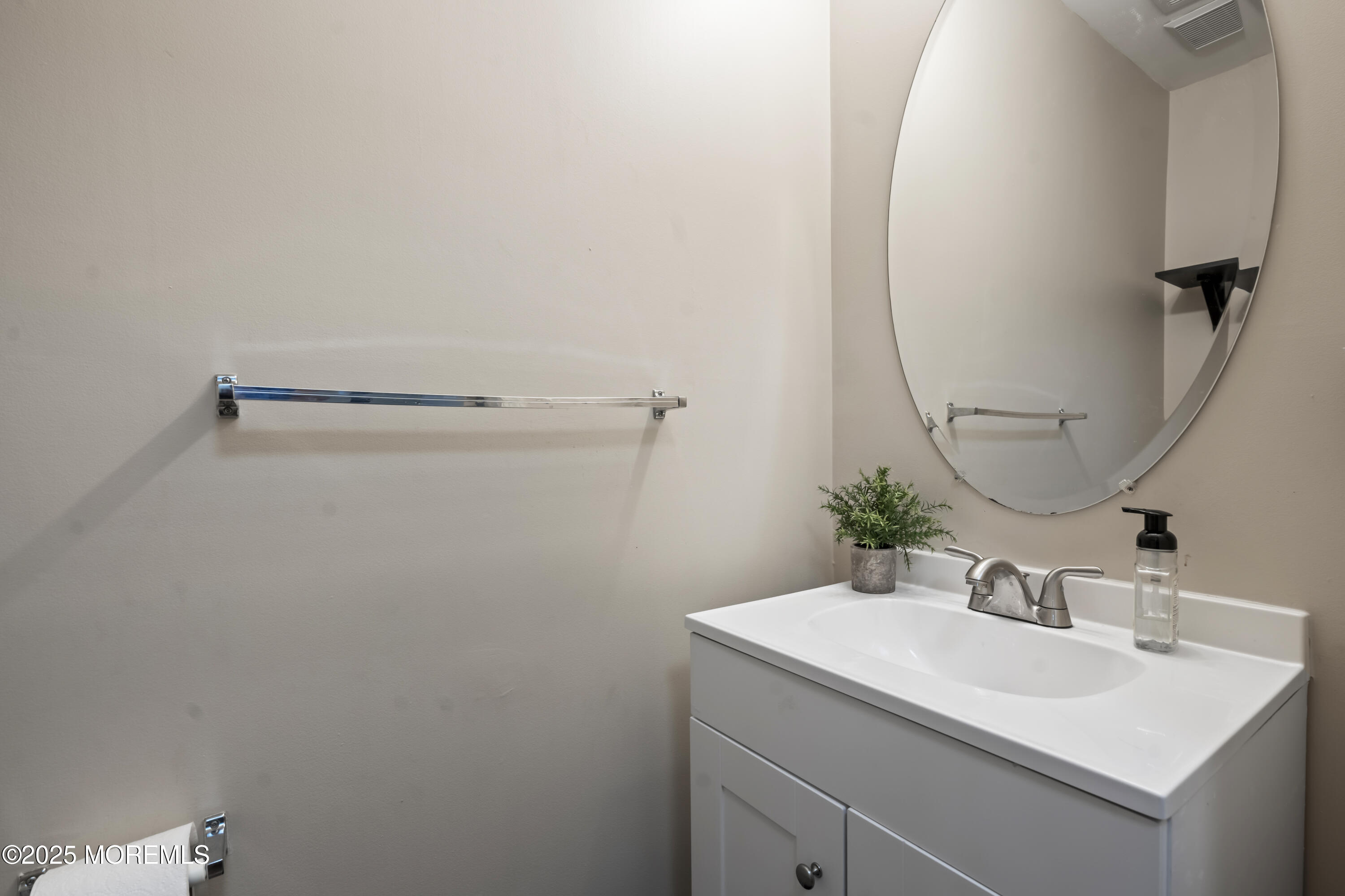 181 Windsong Circle 3, East Brunswick, NJ, 08816 image 26