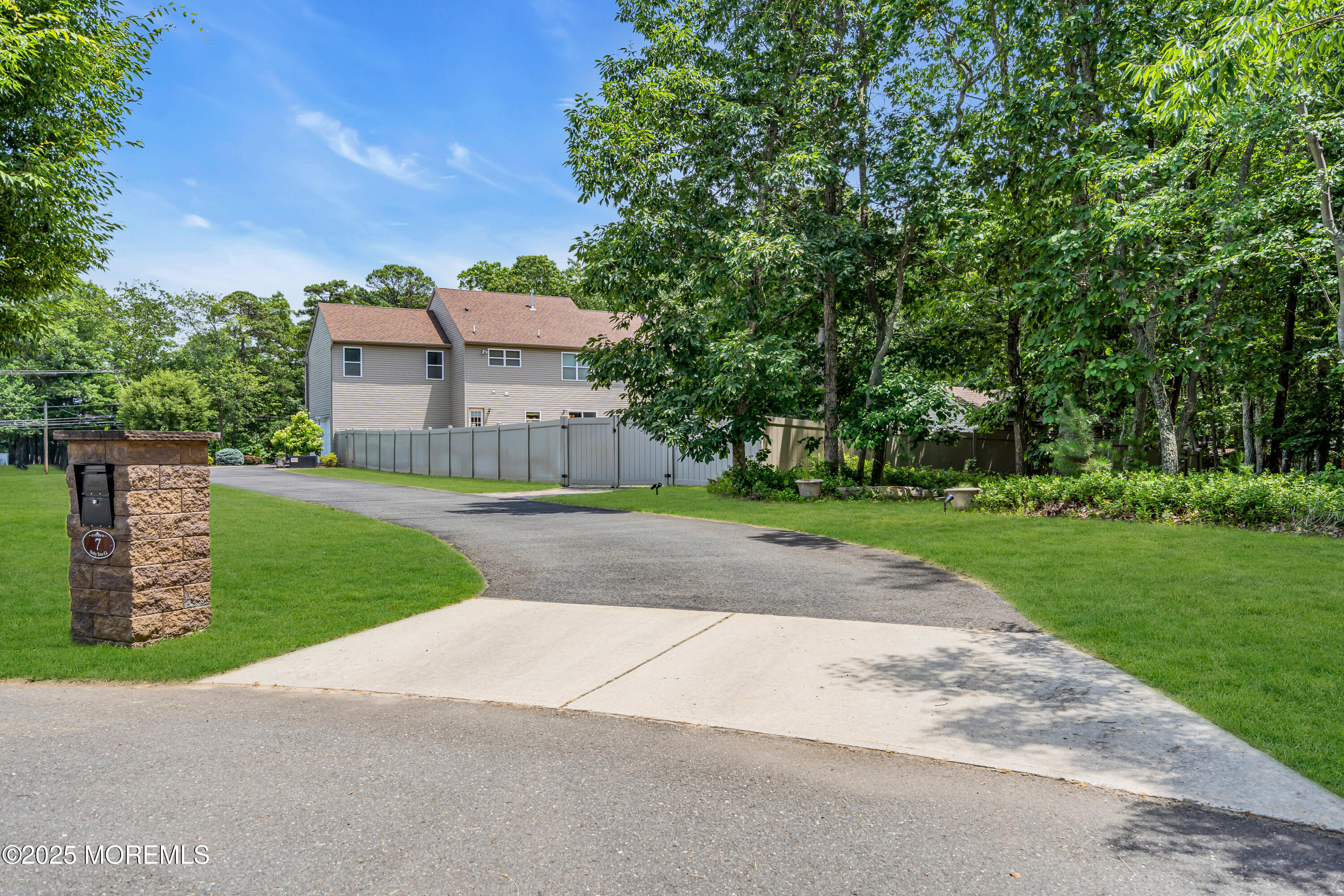 7 Holly Tree Court, Jackson, NJ, 08527 image 100