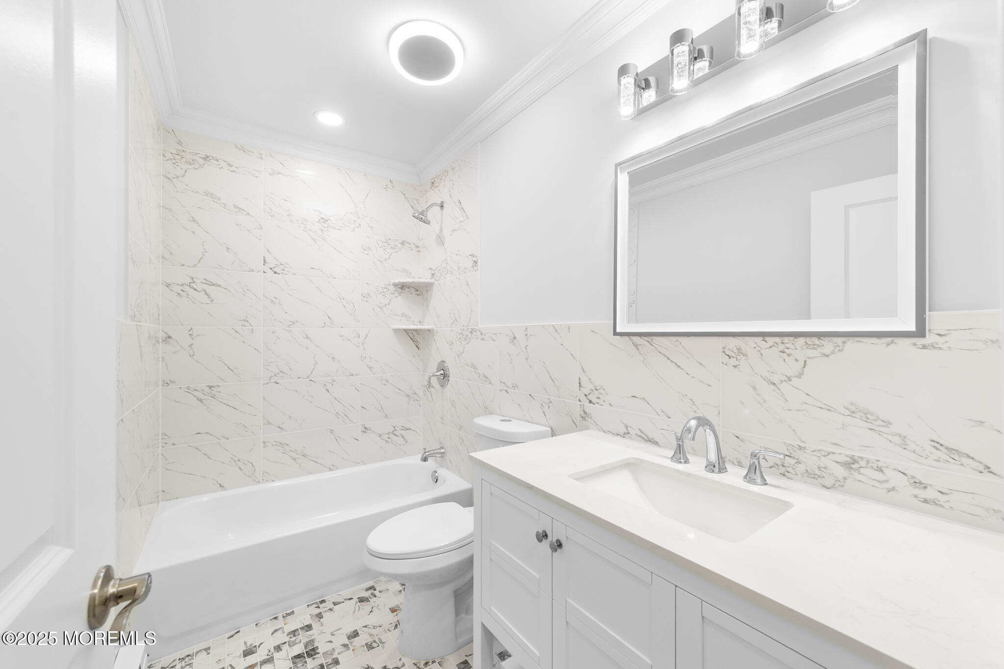 321 Persica Plz Plaza #321A, Monroe, NJ, 08831 image 17