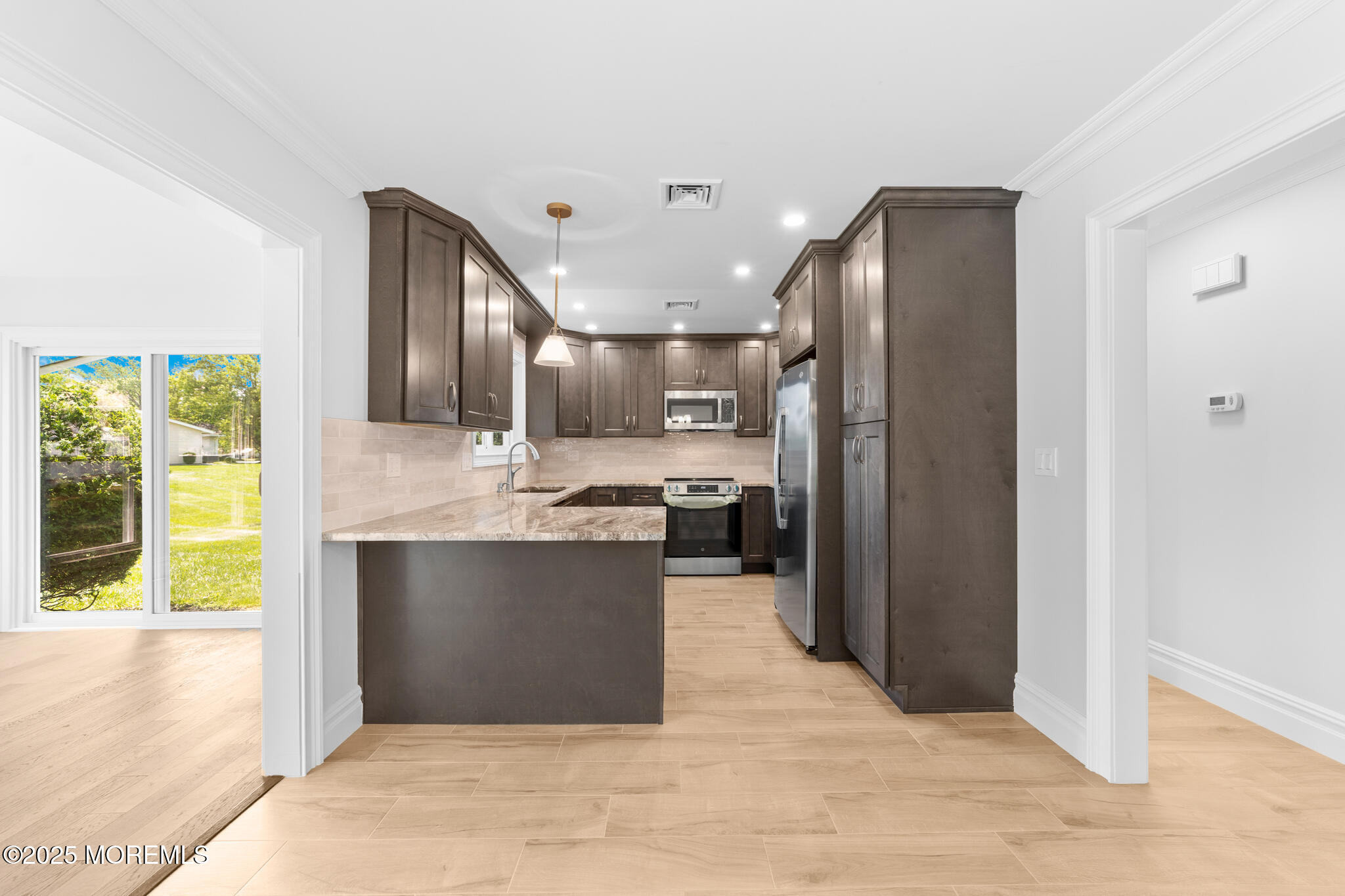 321 Persica Plz Plaza #321A, Monroe, NJ, 08831 image 9