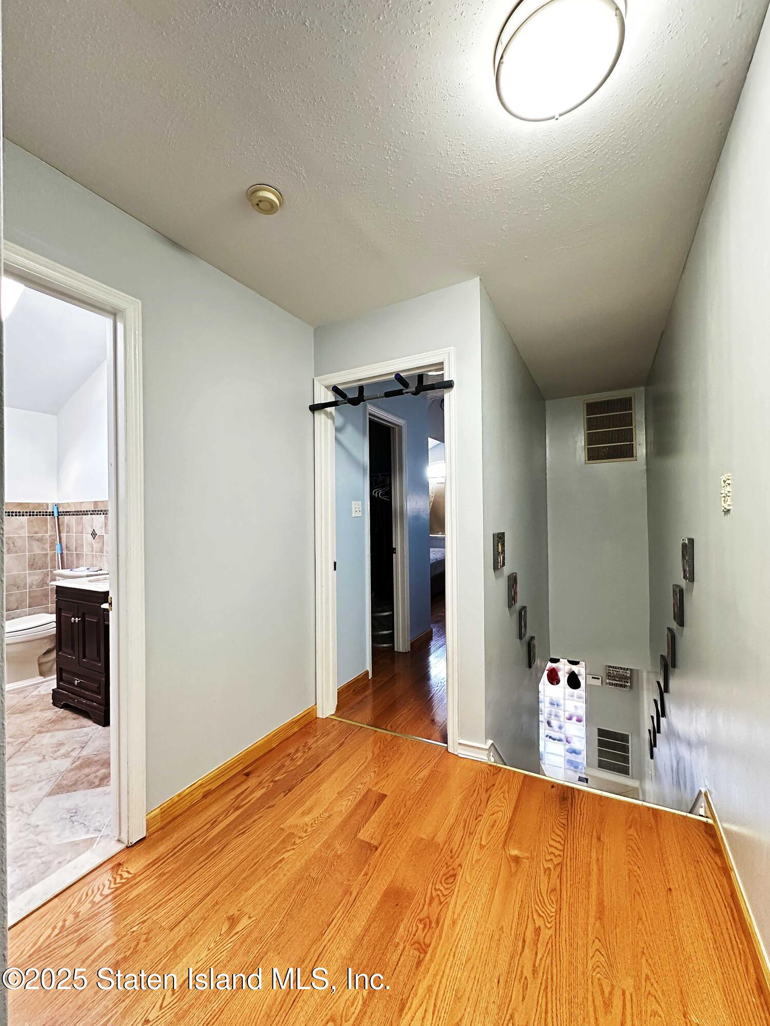 51 Shiloh St, Staten Island, NY, 10314 image 11