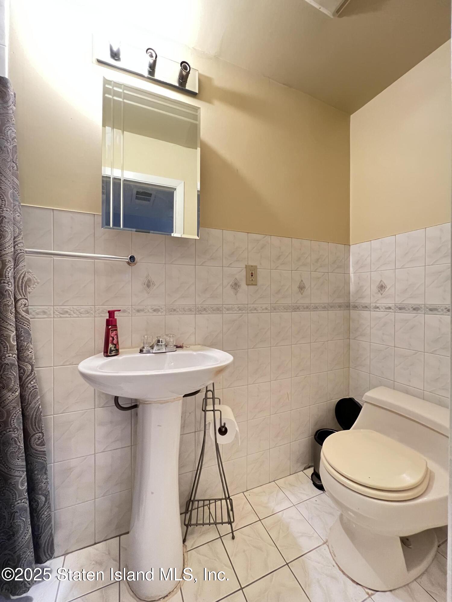 51 Shiloh St, Staten Island, NY, 10314 image 17