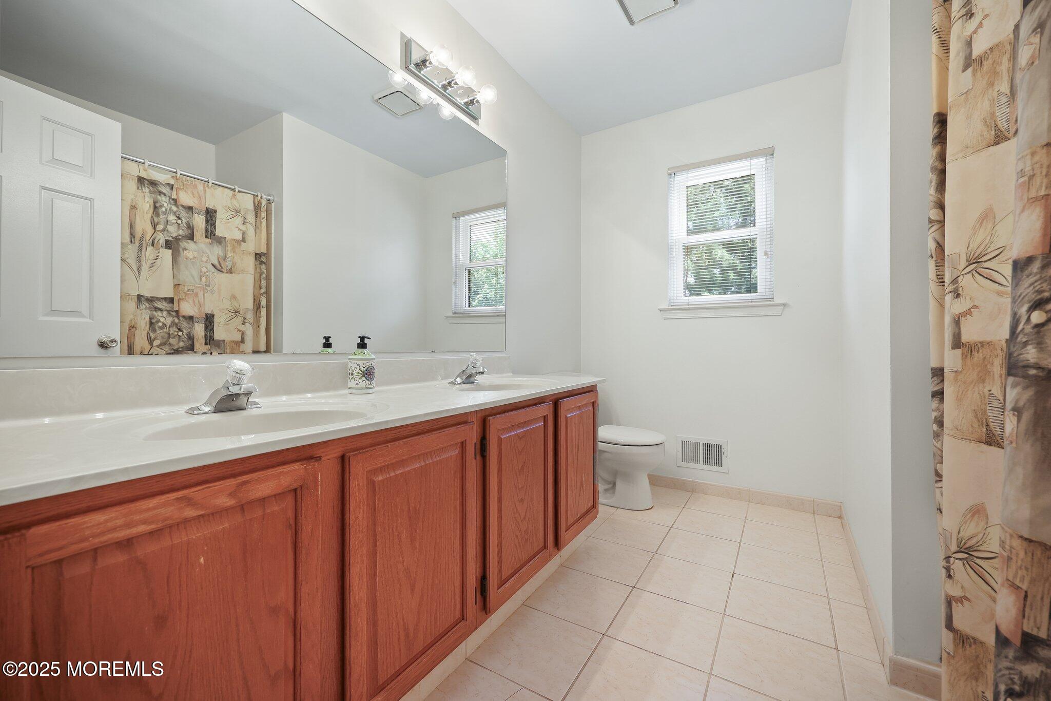 14 Sutton Drive, Manalapan, NJ, 07726 image 27