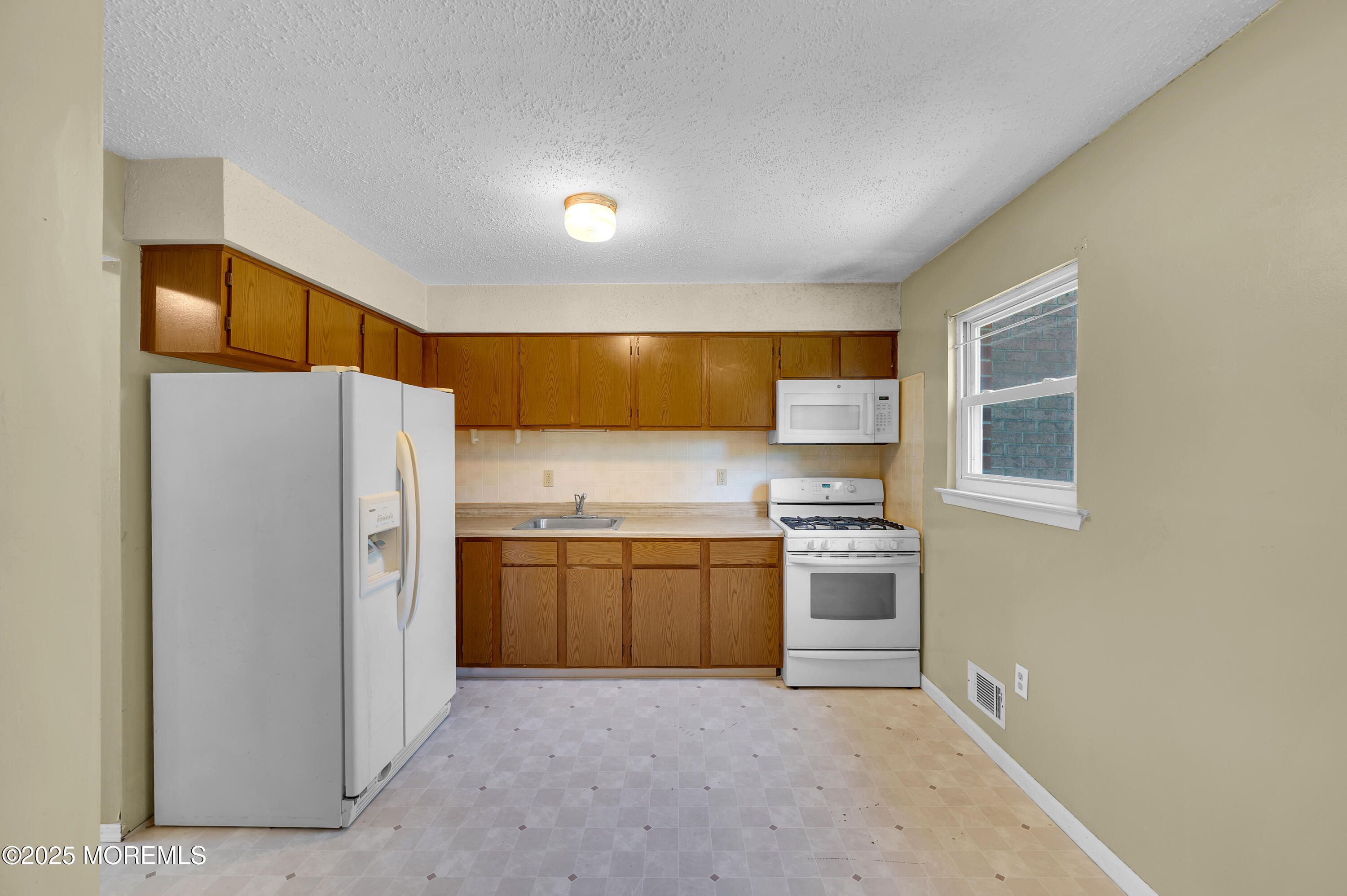 924 Kims Court, Brick, NJ, 08724 image 7