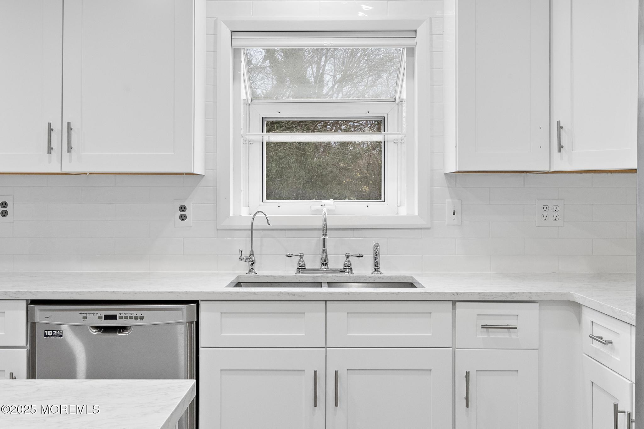 1375 Red Oak Drive, Lakewood, NJ, 08701 image 18