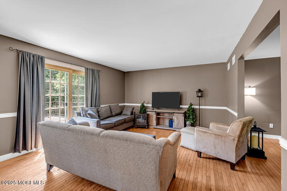 20 Camelot Terrace, Jackson, NJ, 08527 image 18