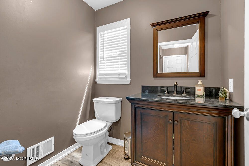 20 Camelot Terrace, Jackson, NJ, 08527 image 35