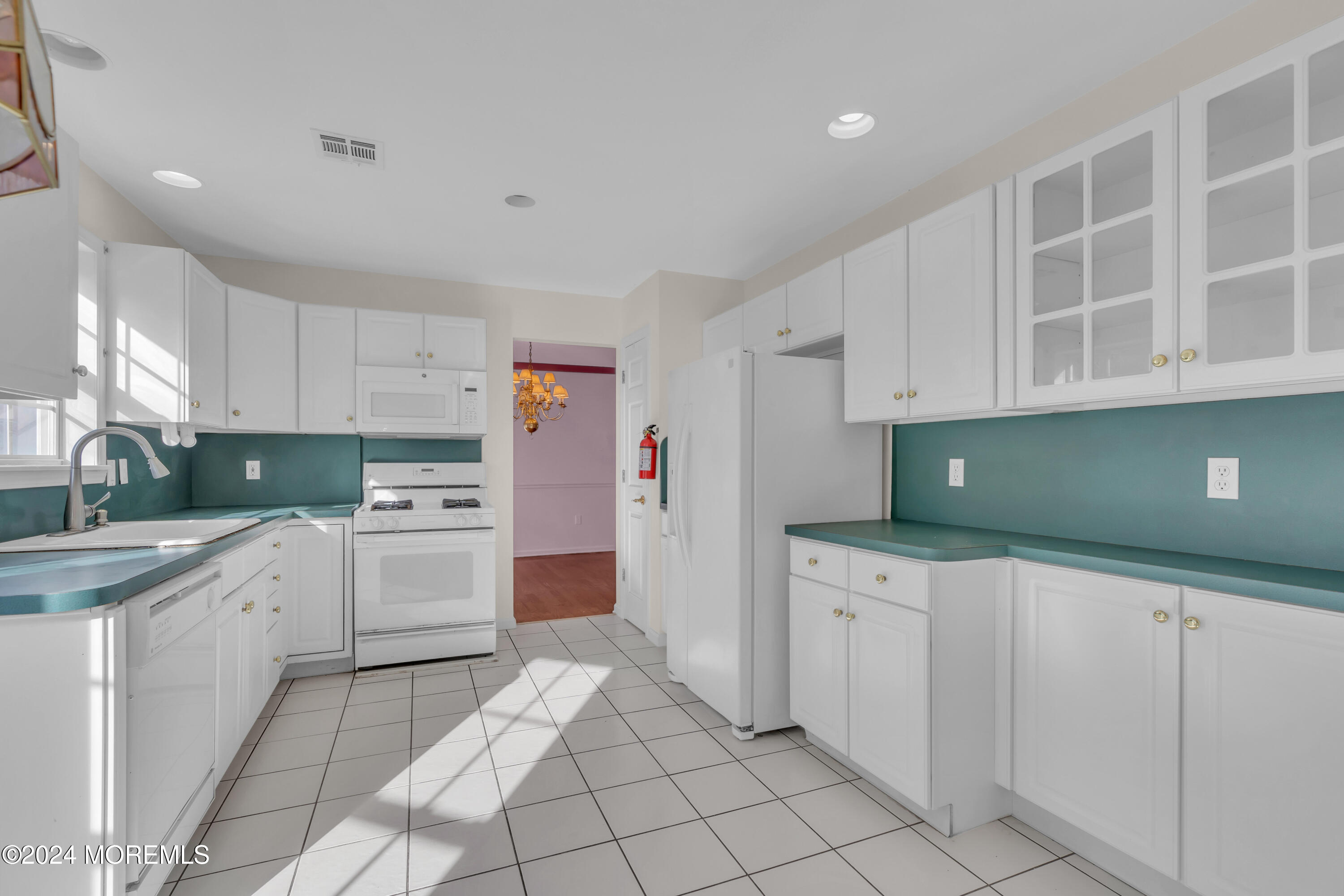 2464 Spring Hill Drive, Toms River, NJ, 08755 image 16