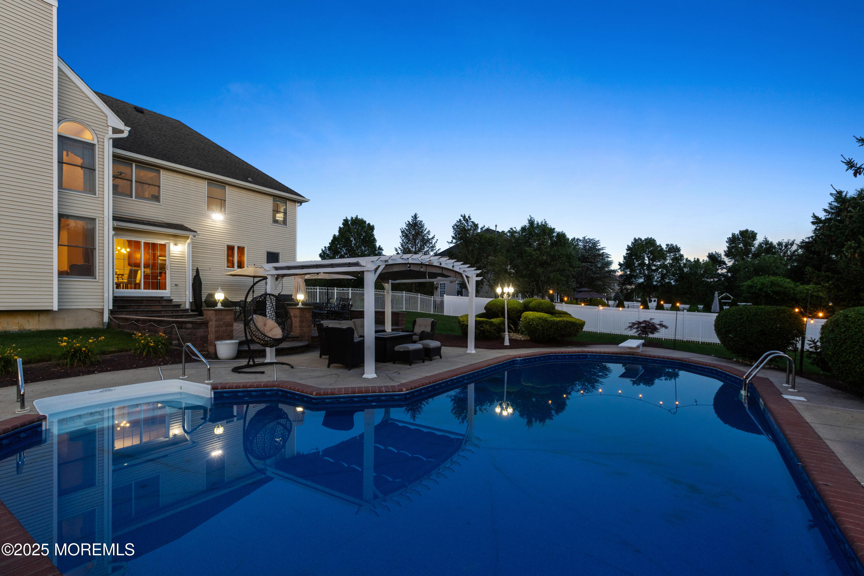 140 Pin Oak Road Image 3