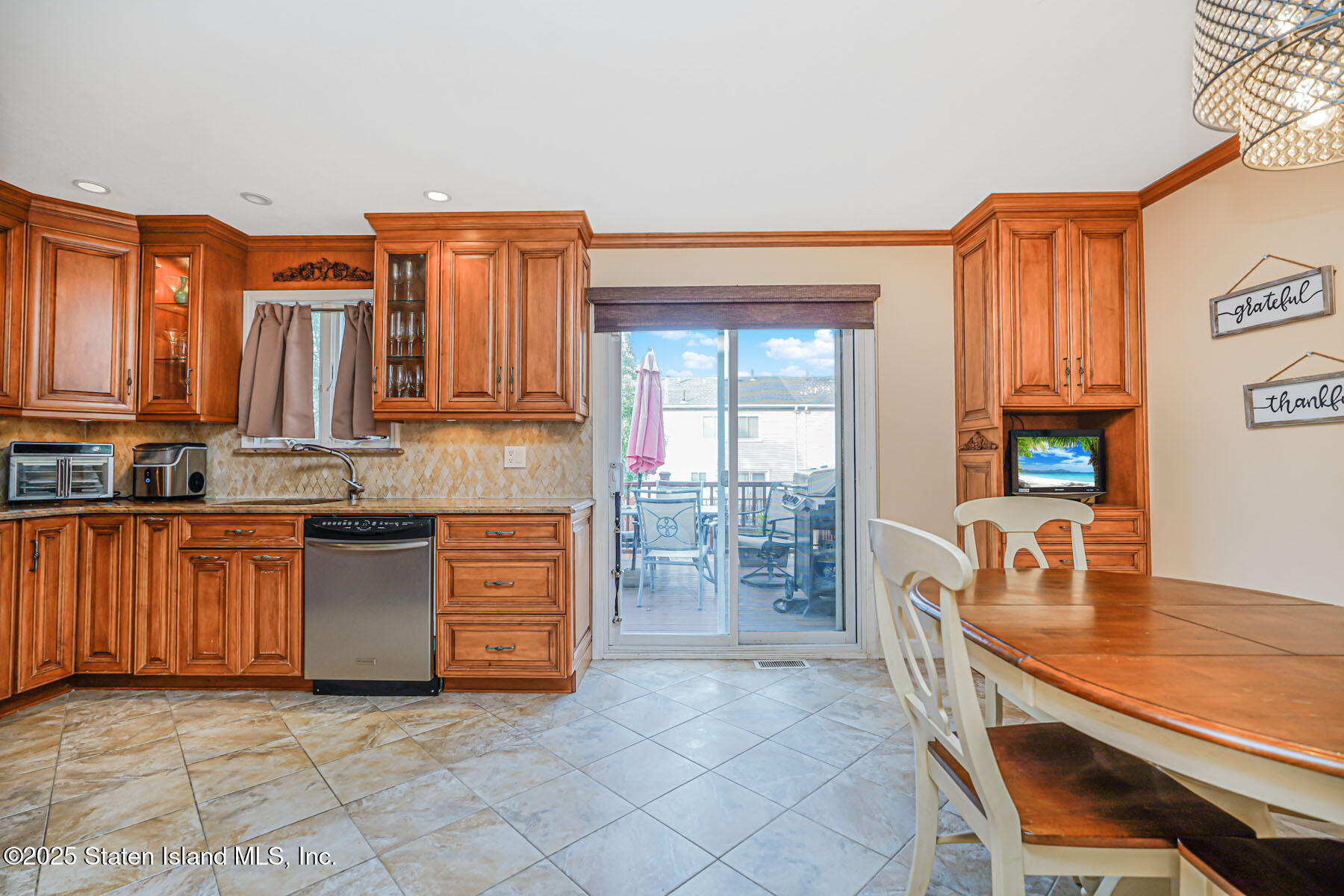 117 Boulder Street, Staten Island, NY, 10312 image 11
