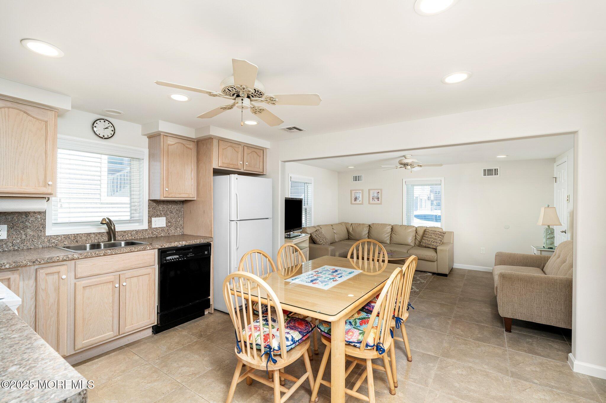 3 Newark Avenue, Lavallette, NJ, 08735 image 24