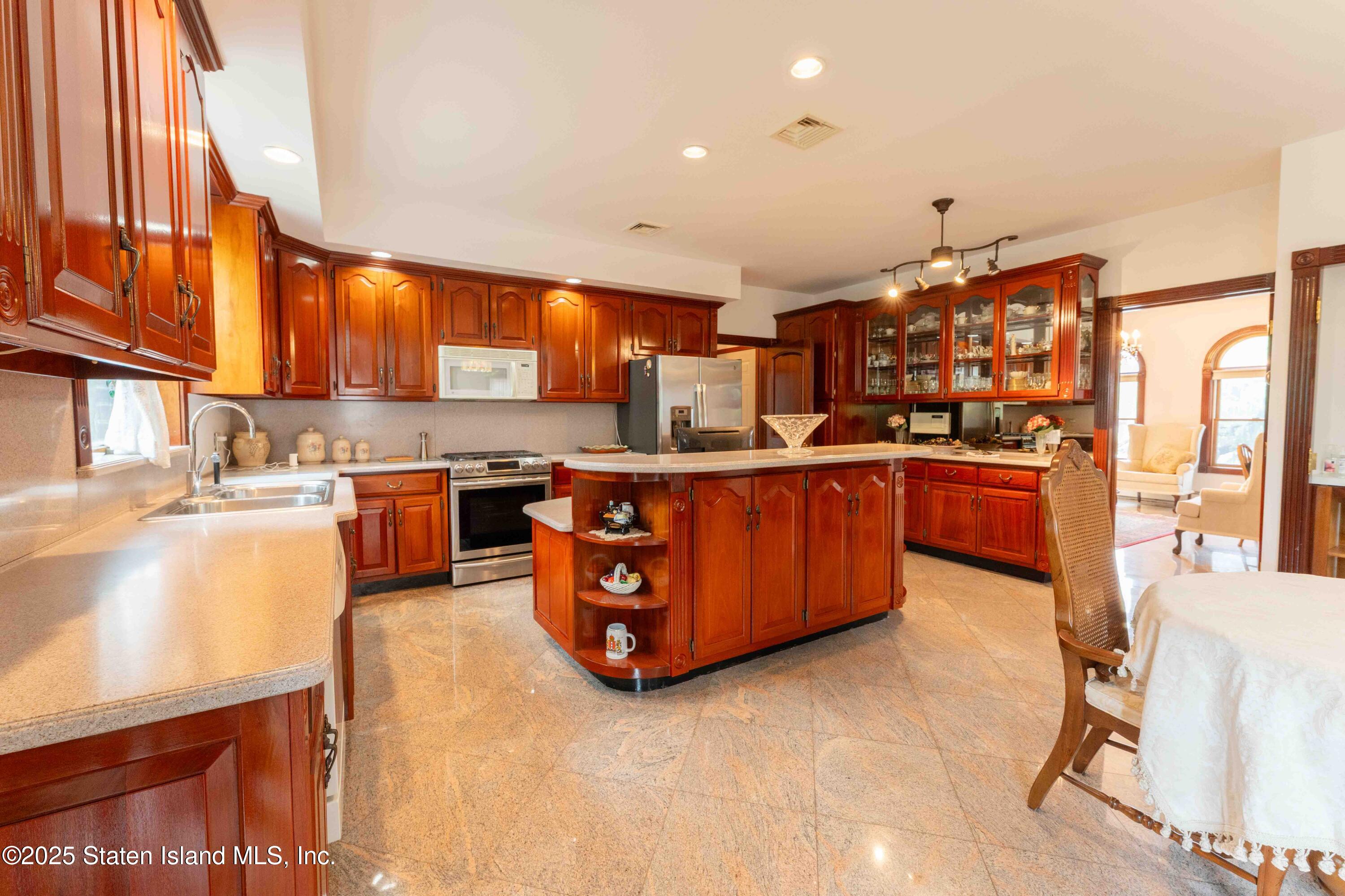 10 Spruce Court, Staten Island, NY, 10307 image 32