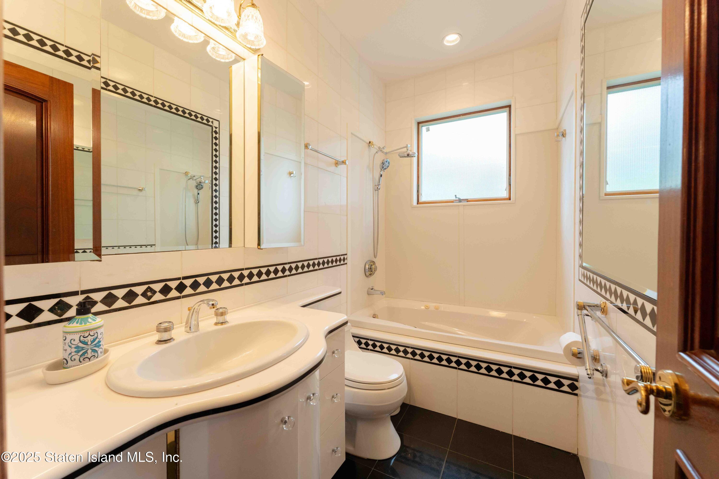 10 Spruce Court, Staten Island, NY, 10307 image 37