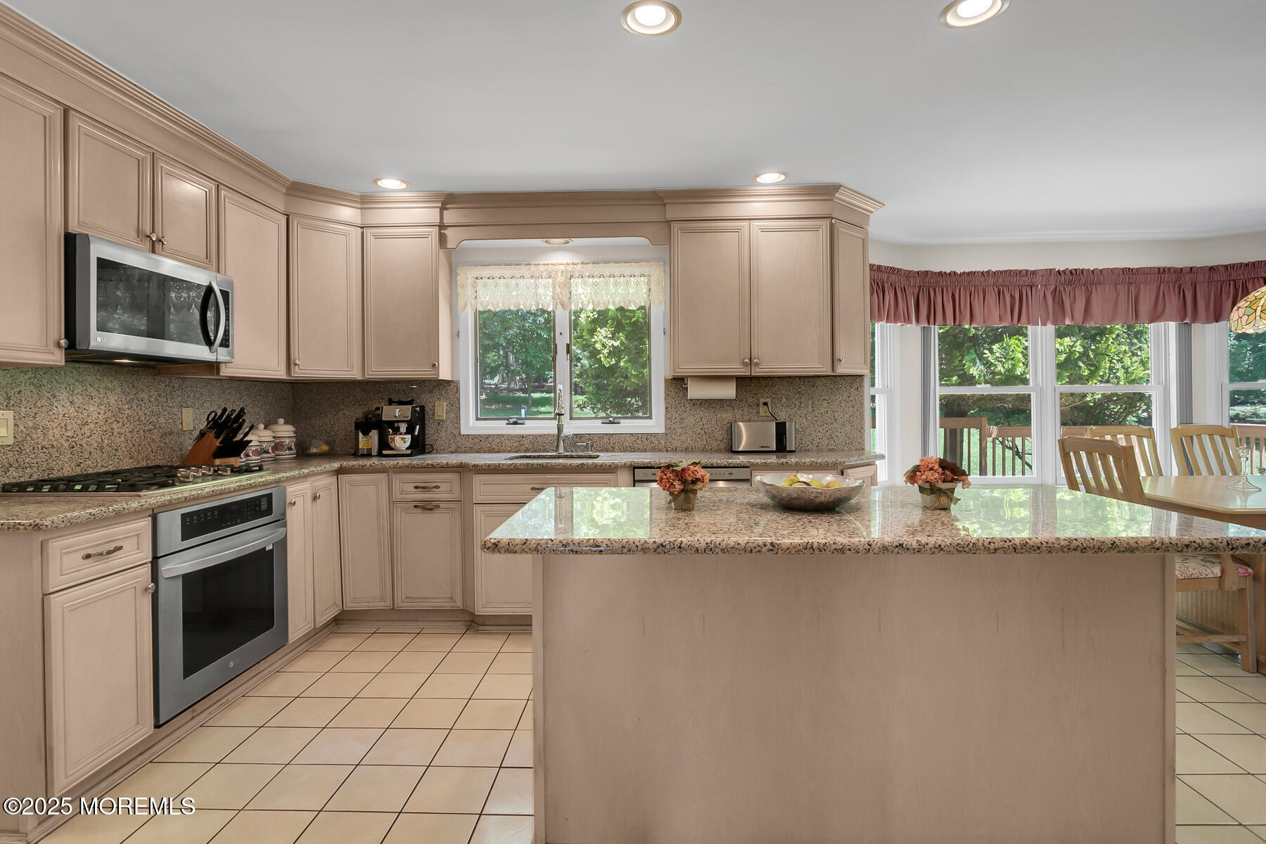 16 Chestnut Drive, Colts Neck, NJ, 07722 image 11