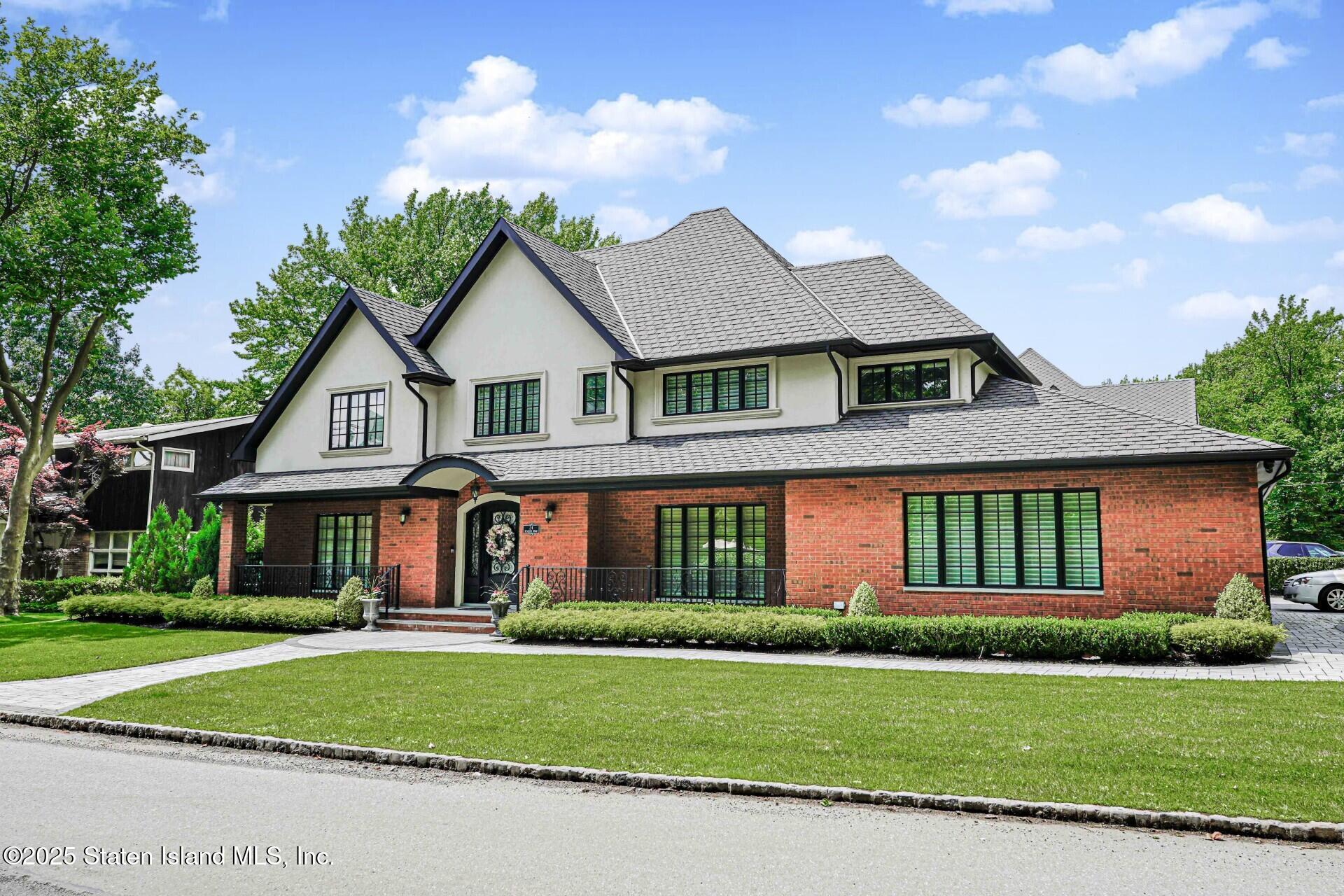 24 Benedict Road Image 1