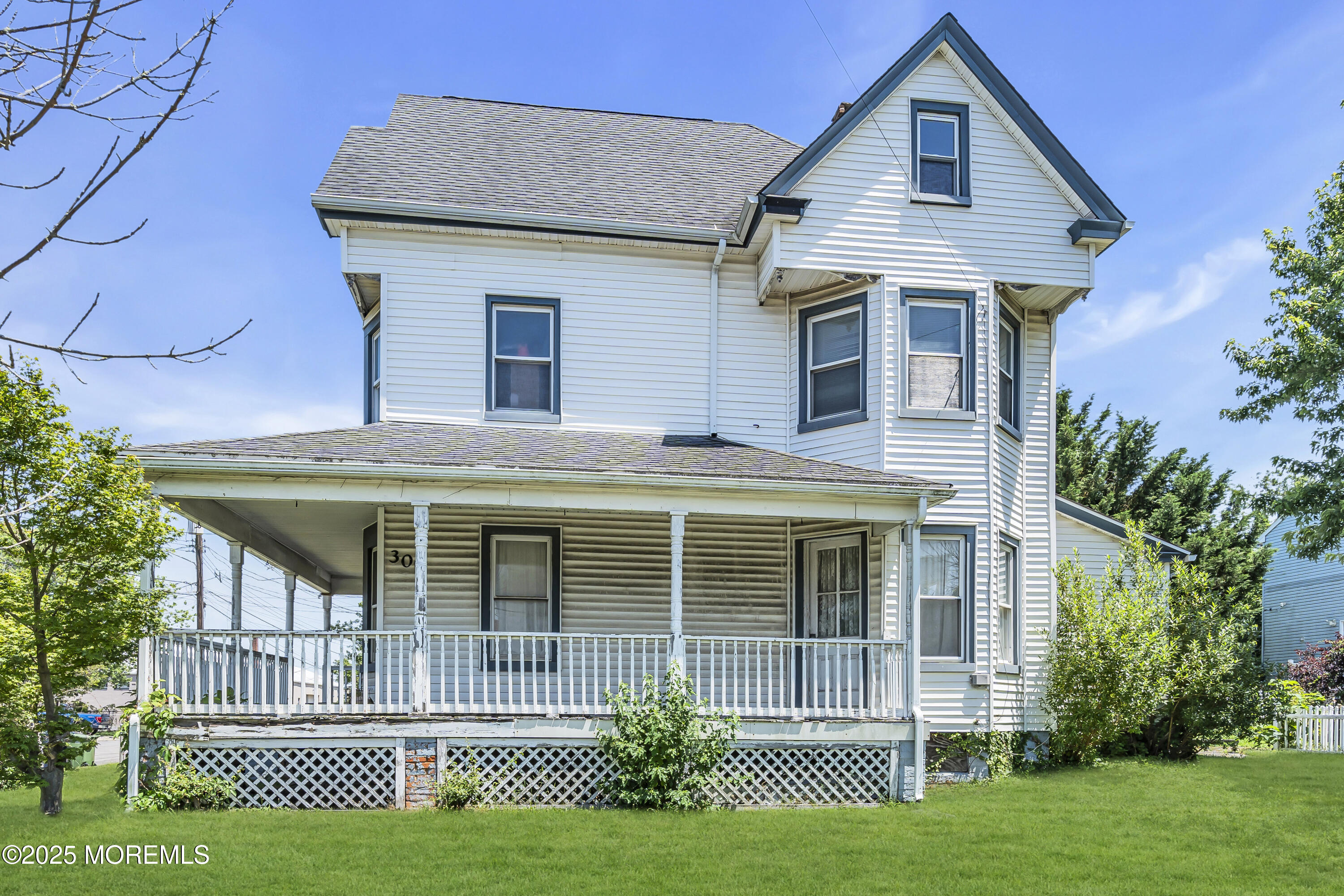 300 Atkins Avenue Image 4