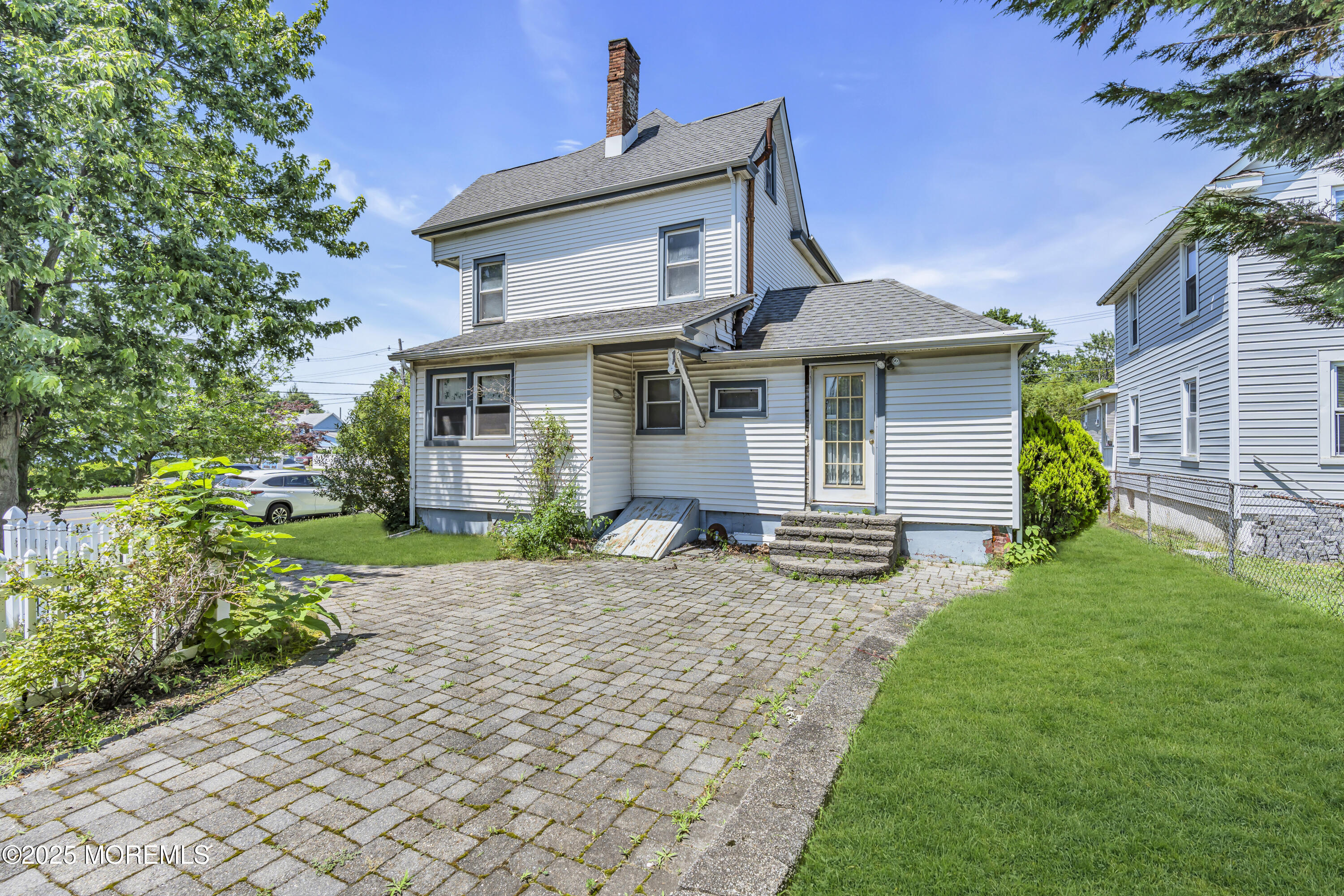 300 Atkins Avenue Image 5