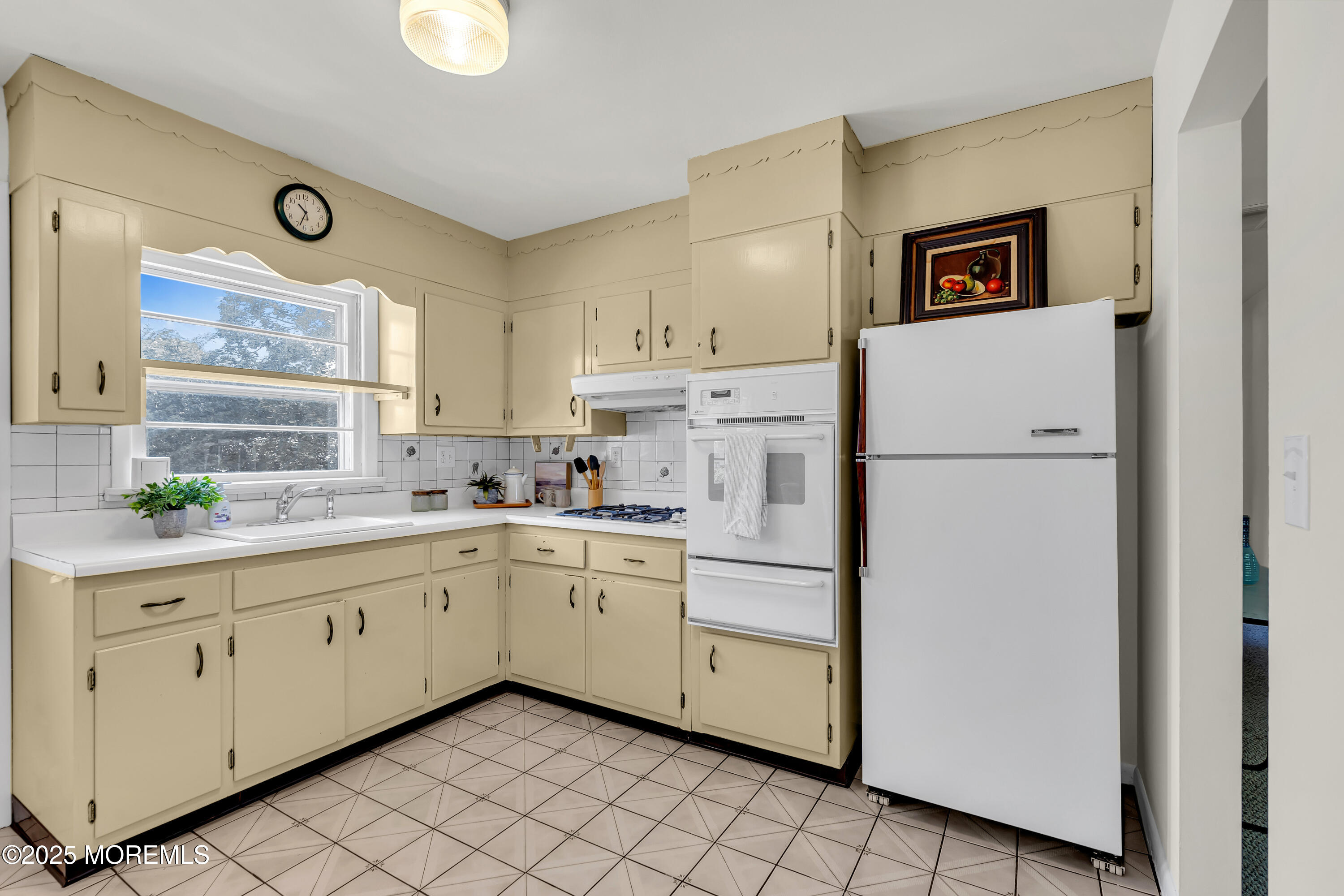 71 Lenox Avenue, Oakhurst, NJ, 07755 image 13
