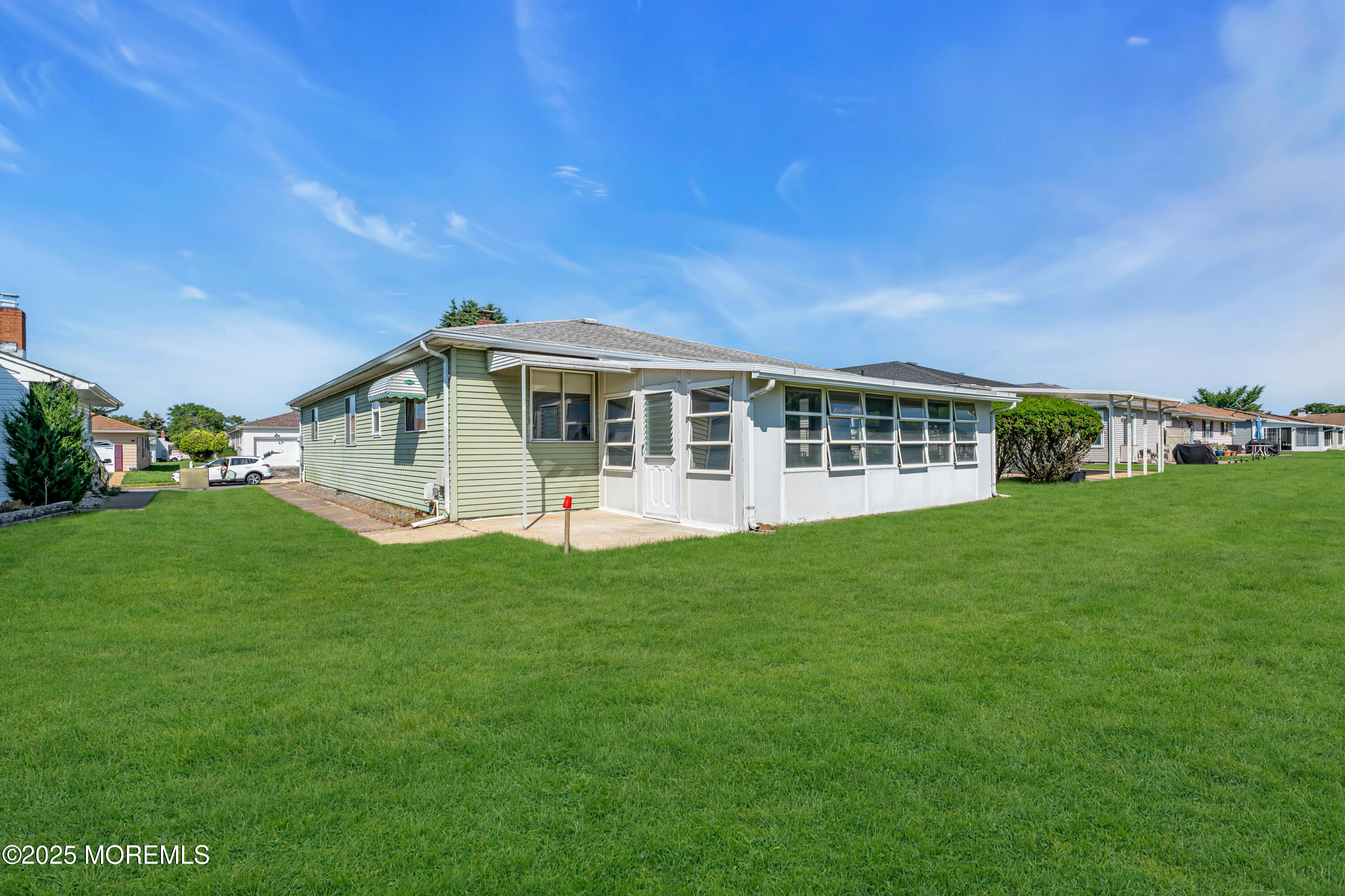 214 Bonaire Drive Image 4
