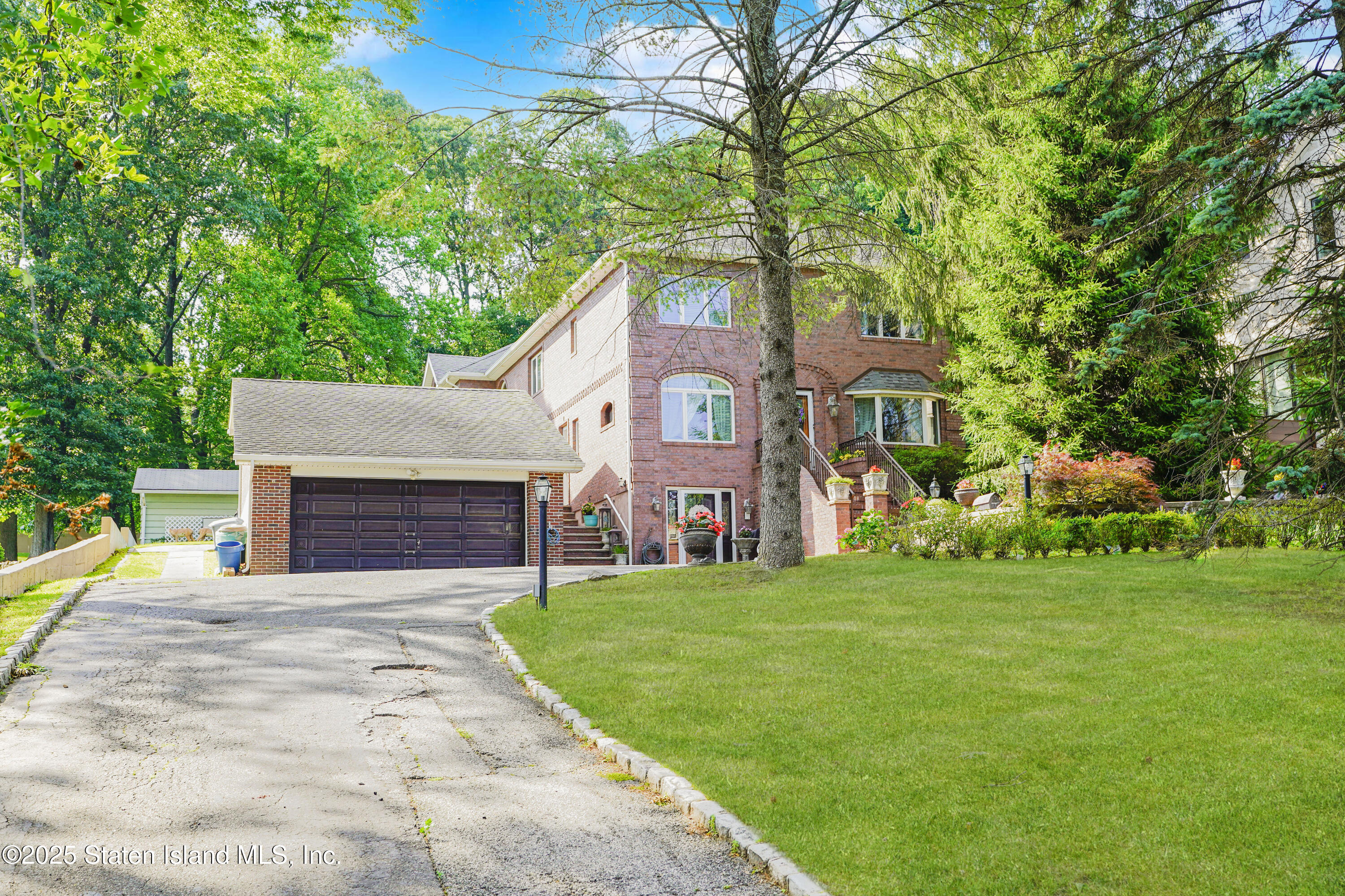 72 Dalemere Road, Staten Island, NY, 10304