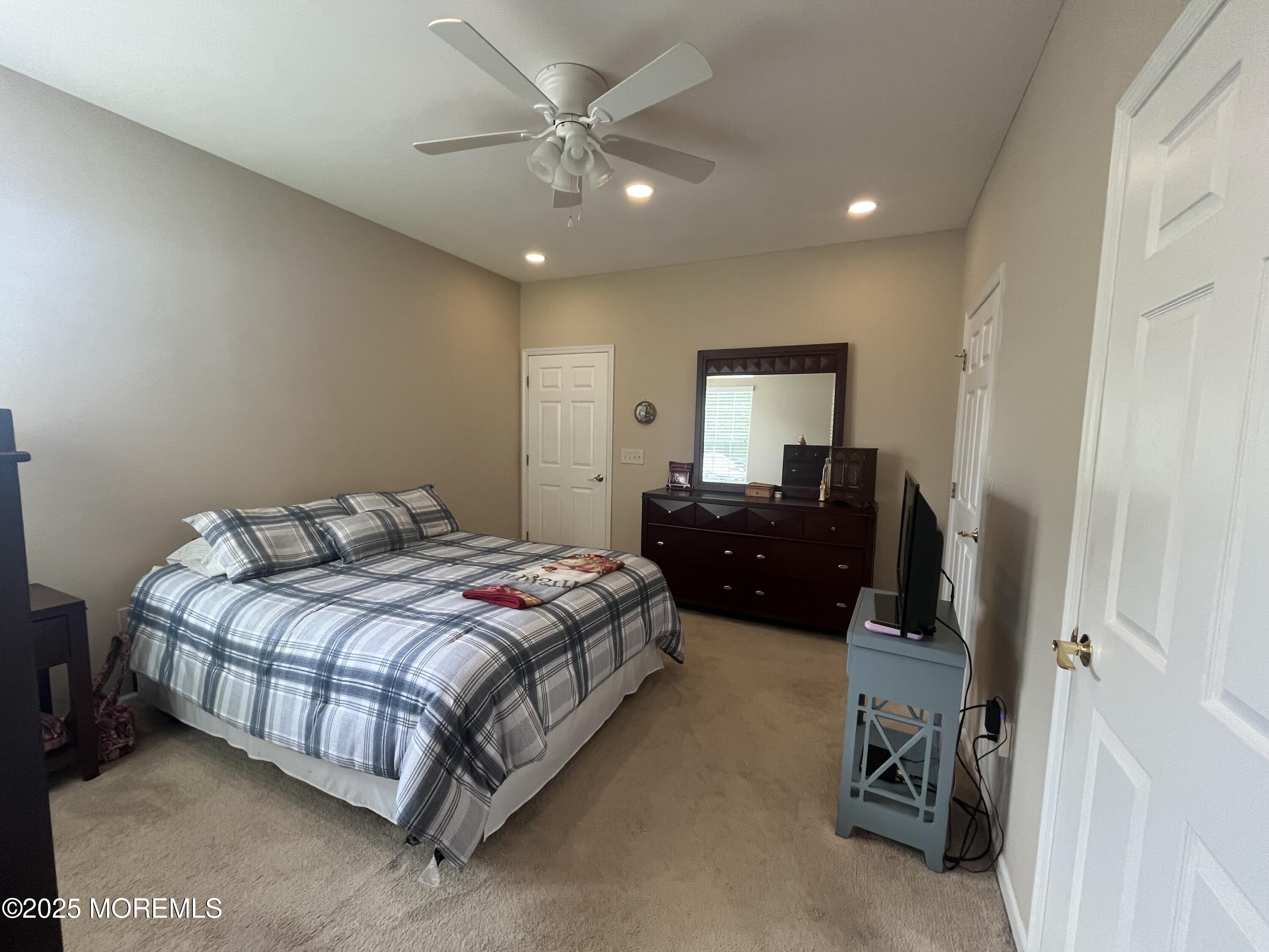 1002 Deerhaven Terrace, Lopatcong, NJ, 08865 image 13