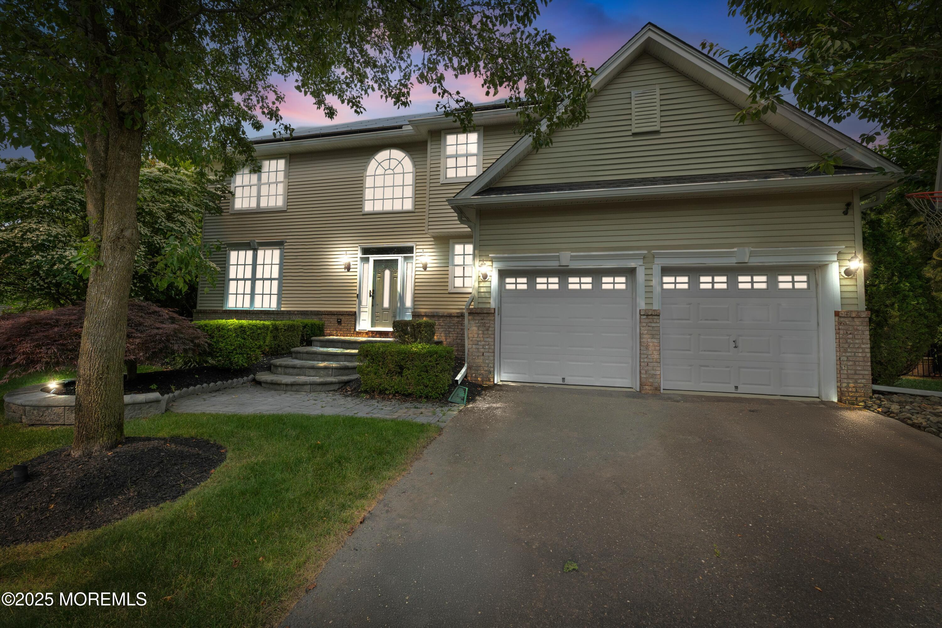 16 Moorland Boulevard, Monroe, NJ, 08831