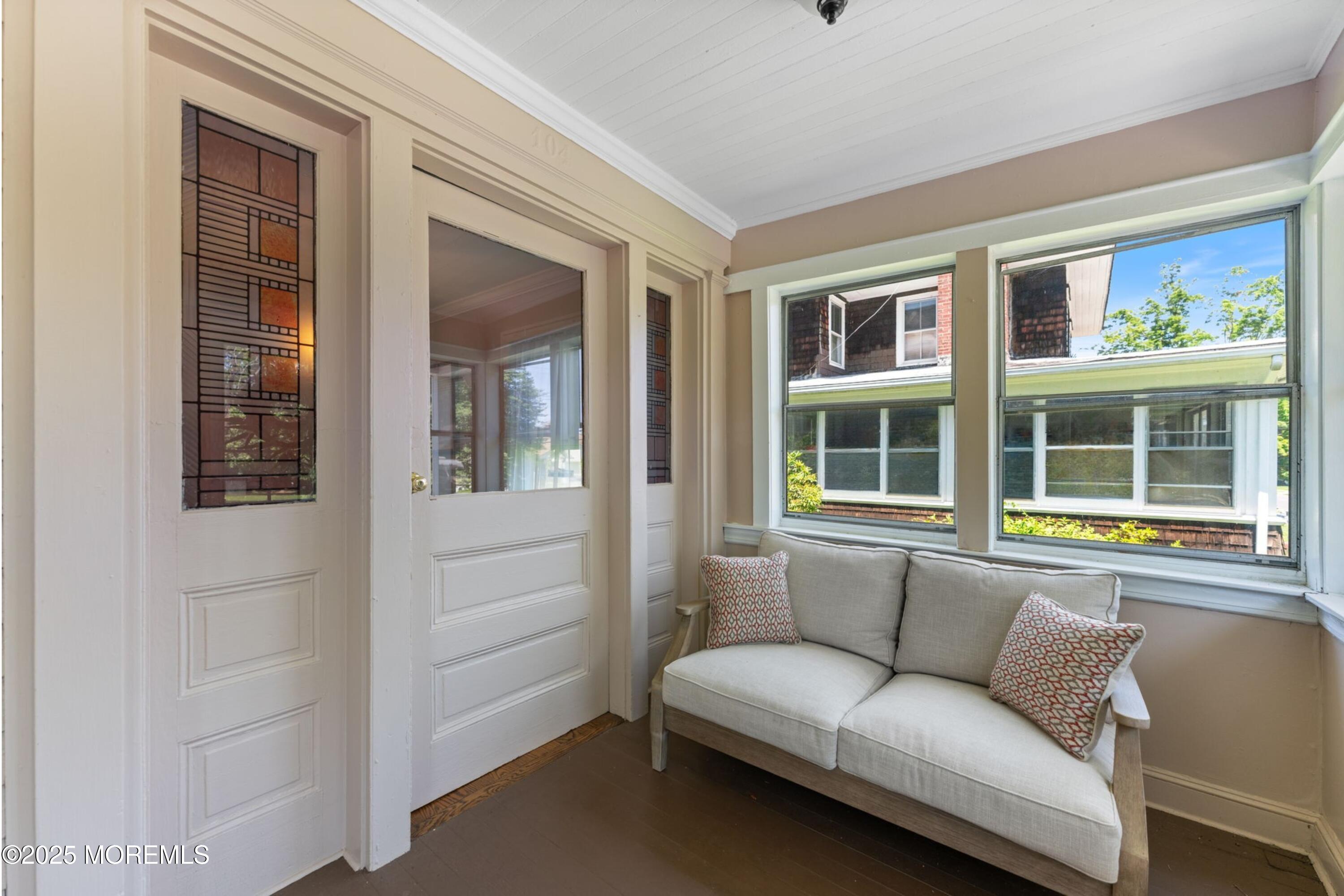 104 South Street Image 3