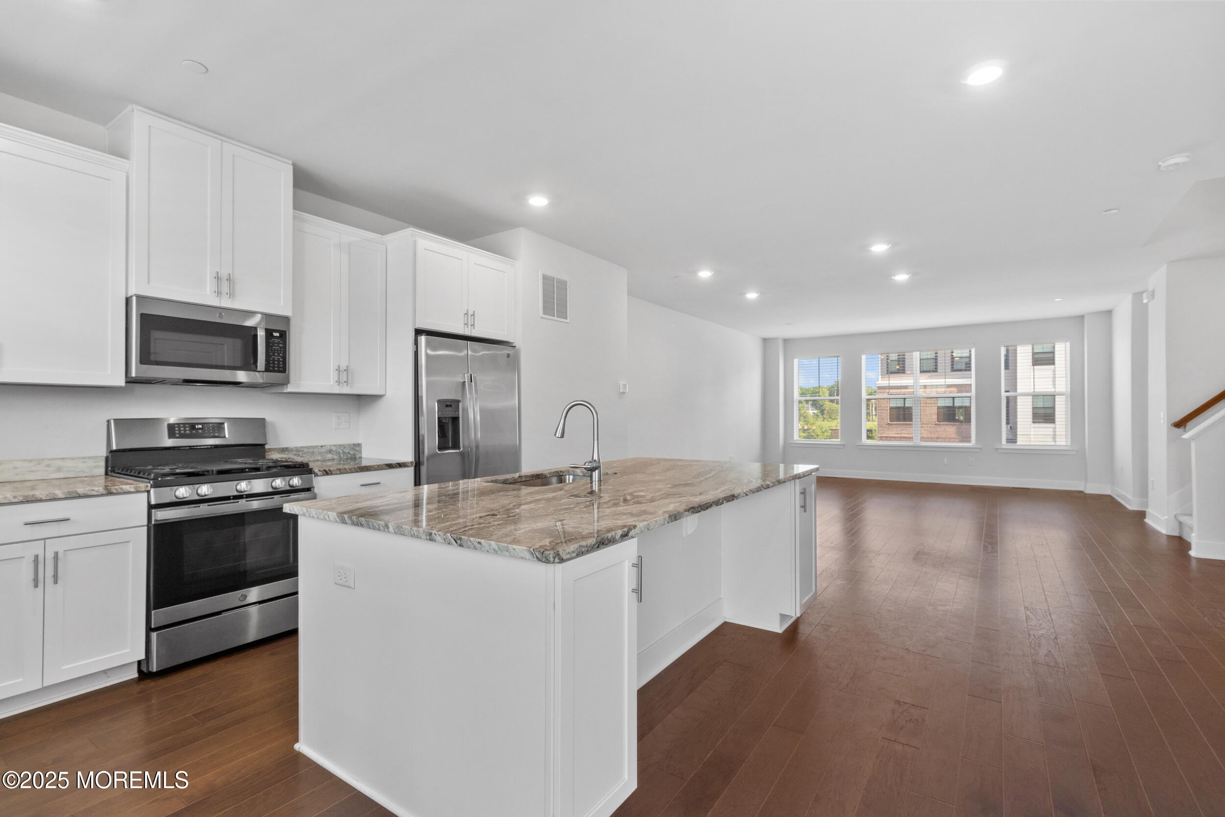 45 Kelly Way Image 5