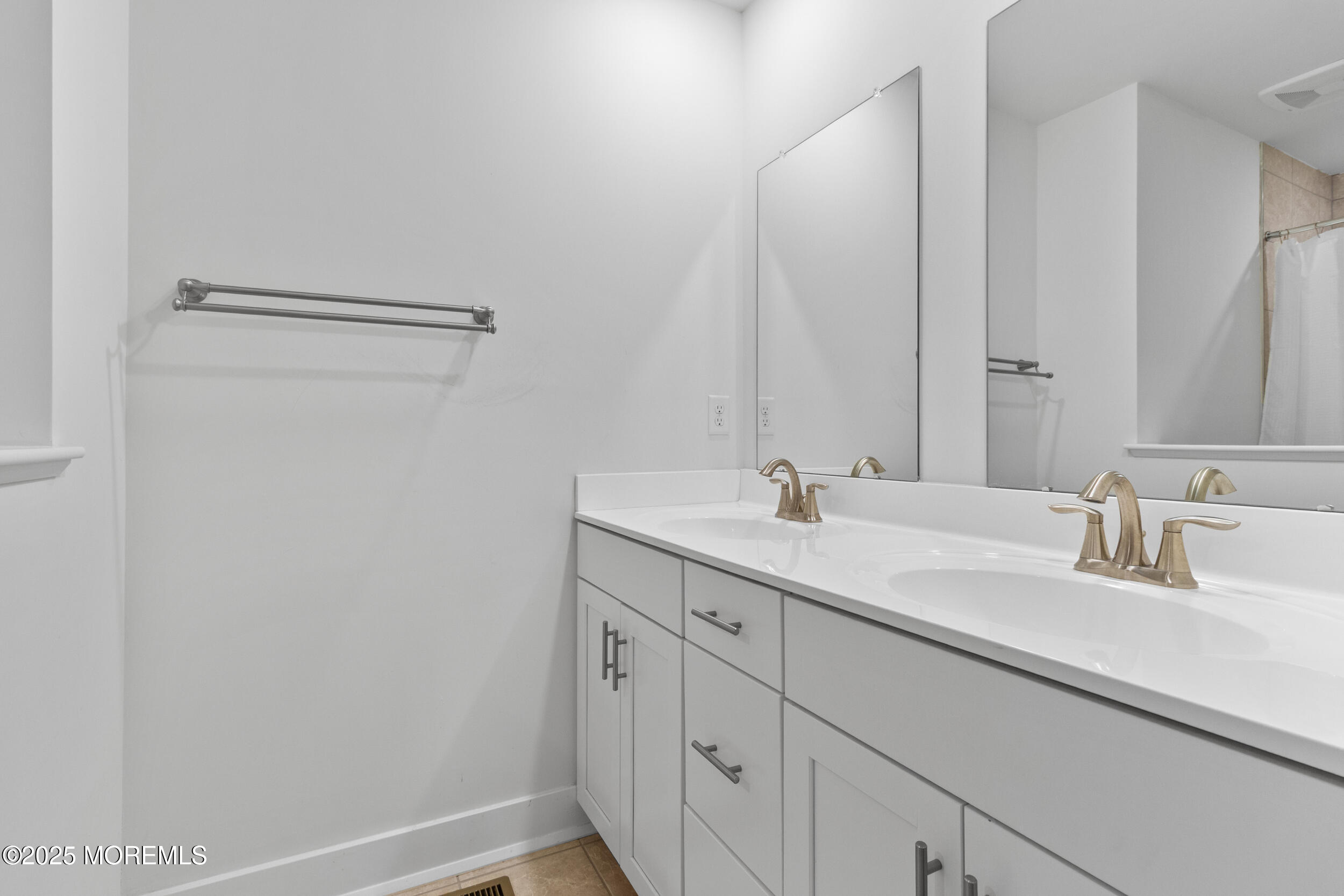 45 Kelly Way, Tinton Falls, NJ, 07724 image 17