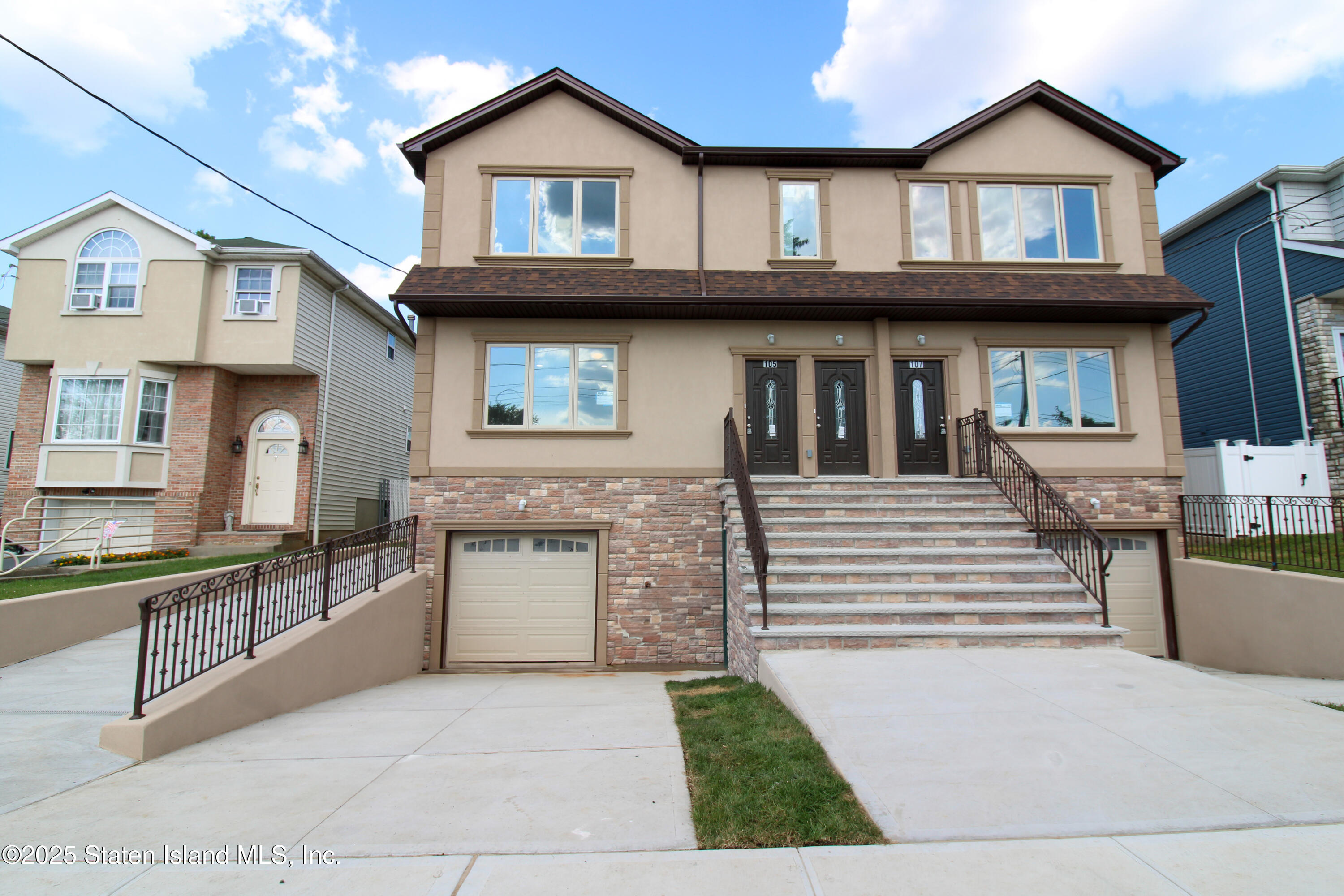105 Perry Avenue, Staten Island, NY, 10314