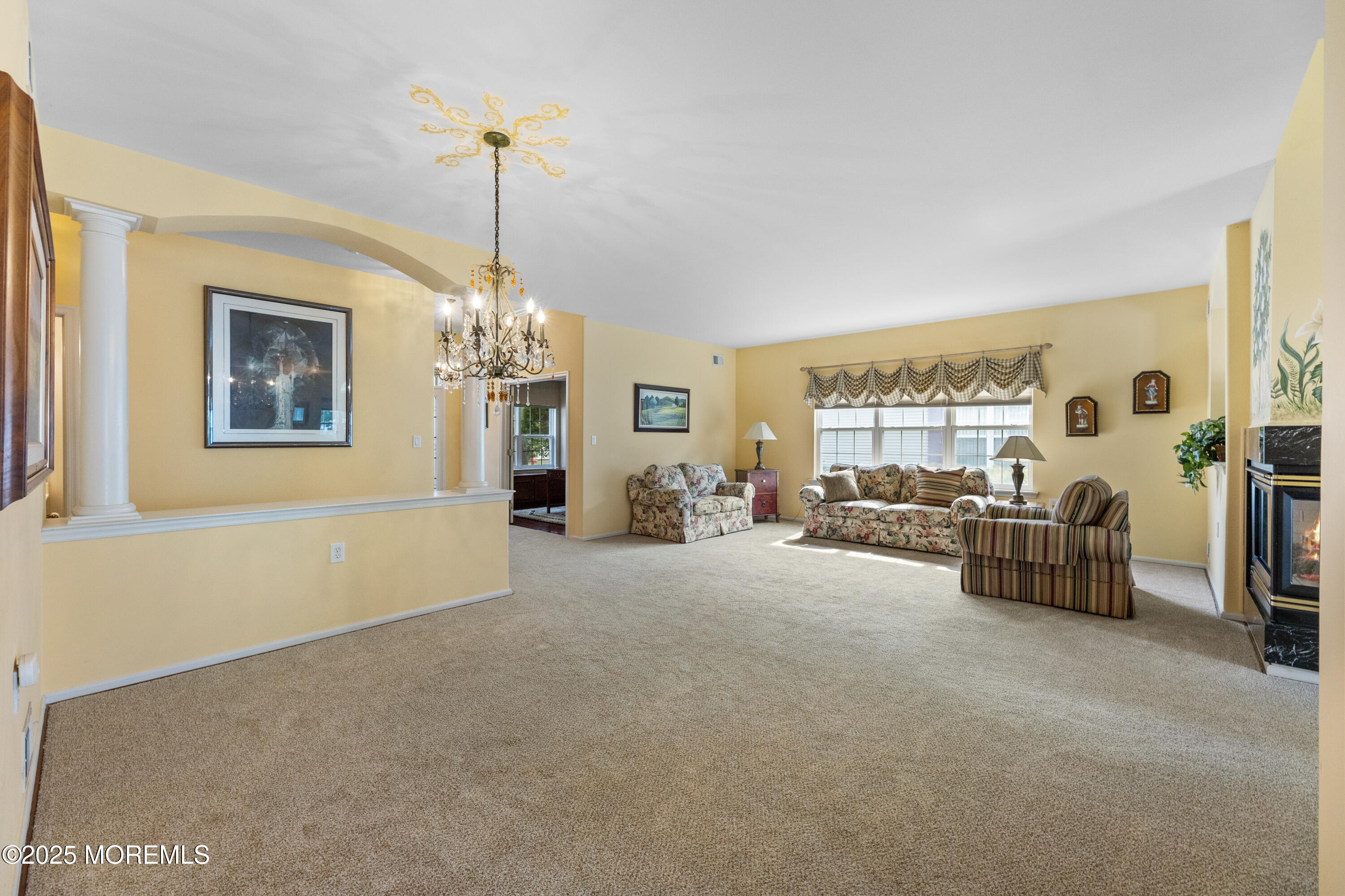 6 Boticelli Court Image 5