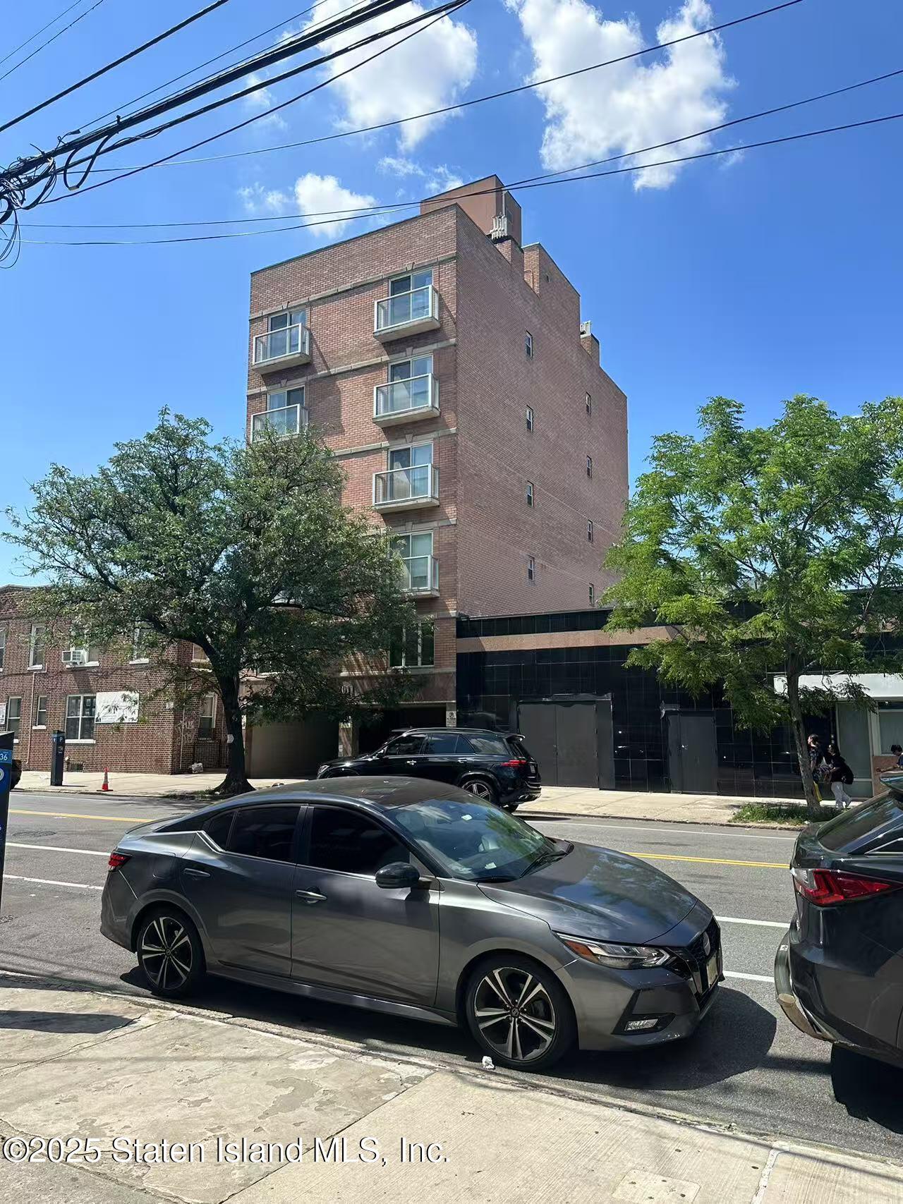 2011 Avenue X 5a, Brooklyn, NY, 11235