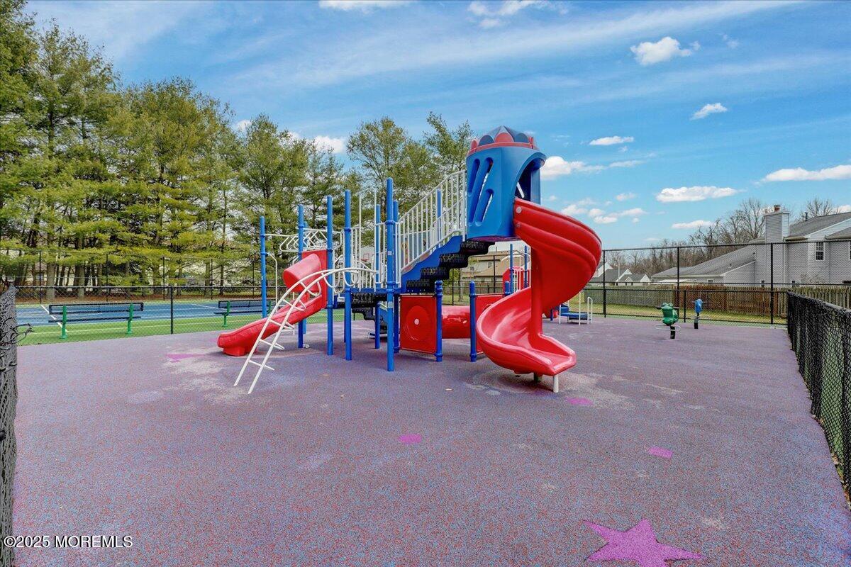 3 Sloop Square, Freehold, NJ, 07728 image 19
