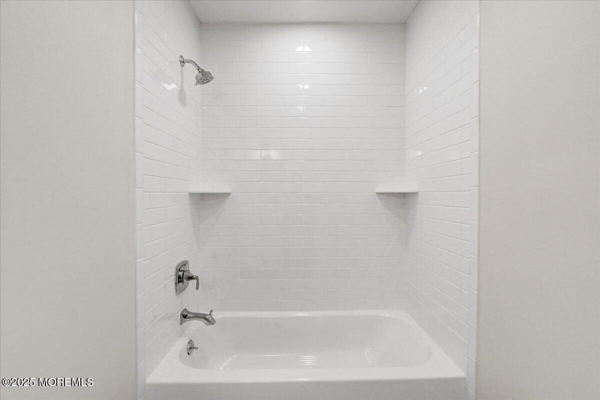 3 Sloop Square, Freehold, NJ, 07728 image 13