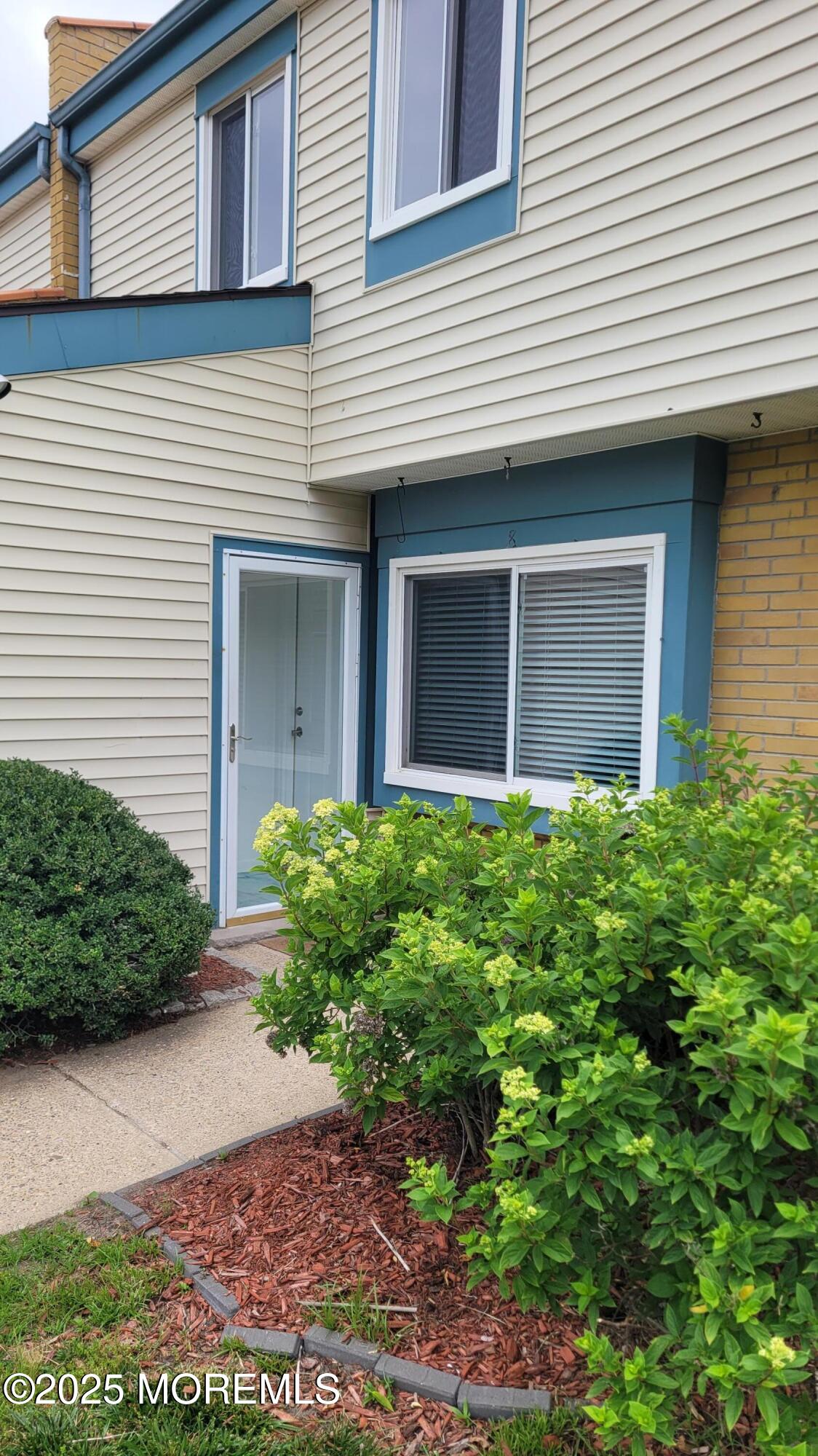8 Chatham Court Image 2