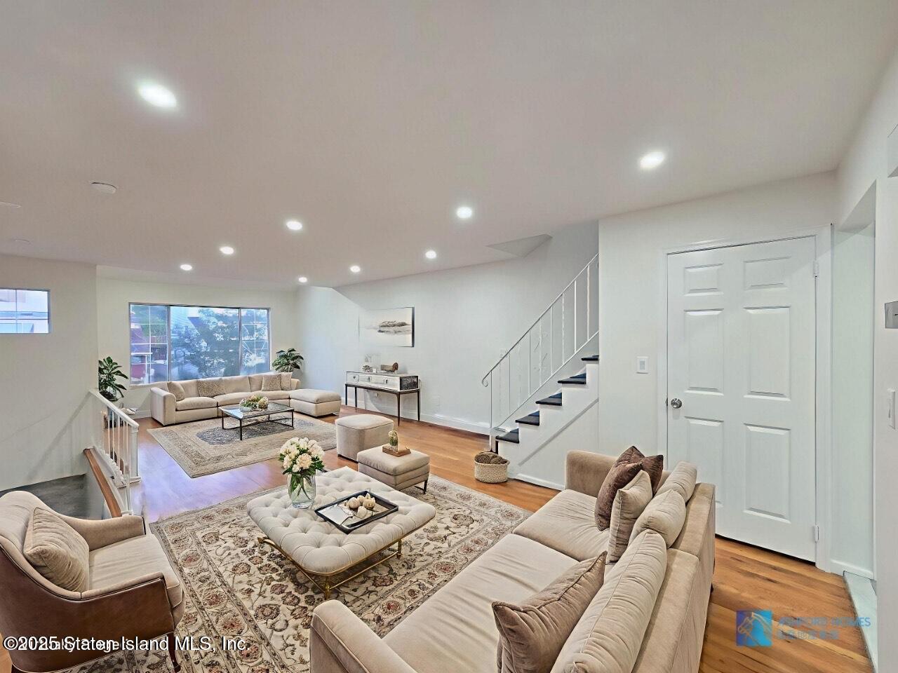 27 Corona Avenue, Staten Island, NY, 10306