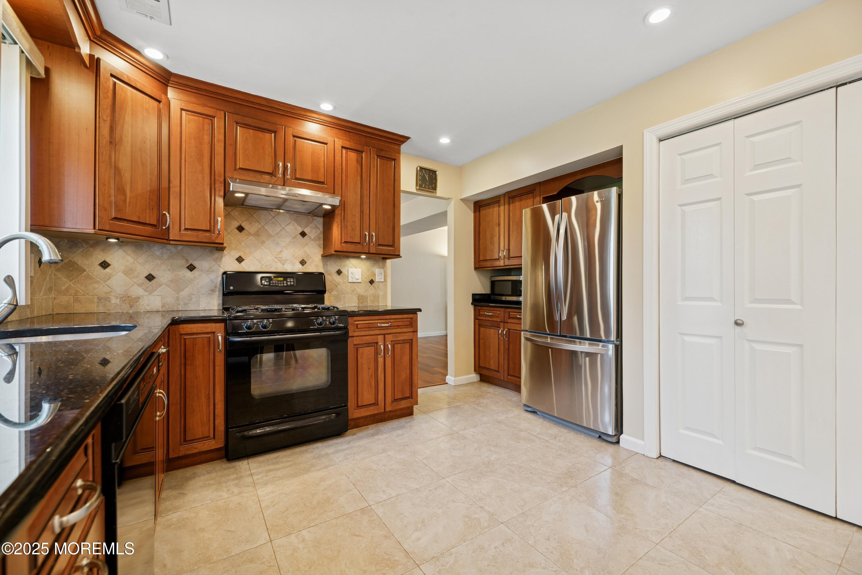 4 Monterey Lane, Manalapan, NJ, 07726 image 18