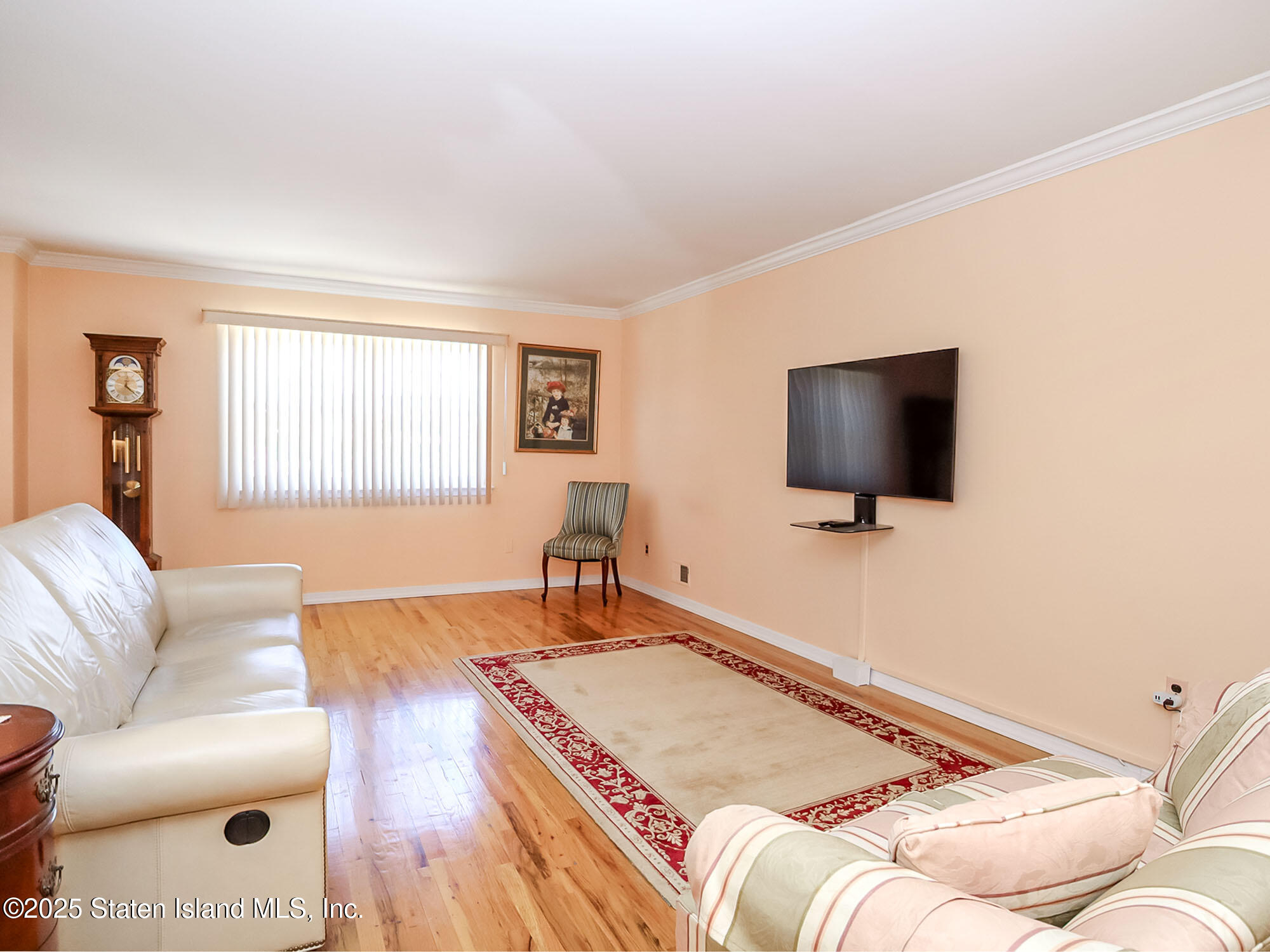 143 Getz Avenue Image 5