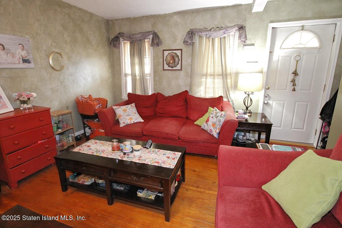 217-219 Fisher Avenue Image 5