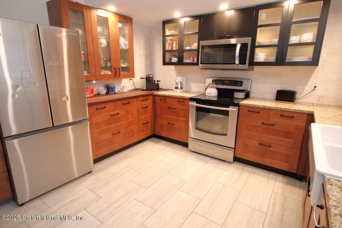 217-219 Fisher Avenue, Staten Island, NY, 10307 image 24