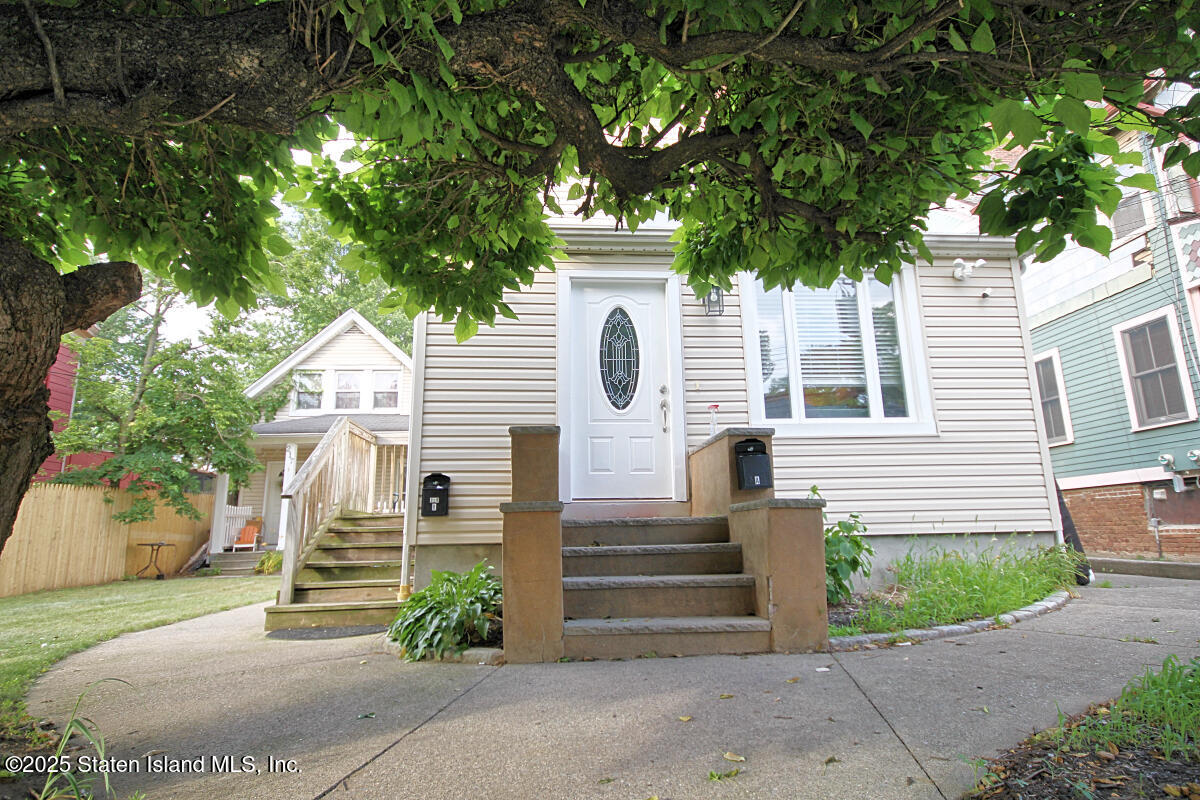 217-219 Fisher Avenue Image 2