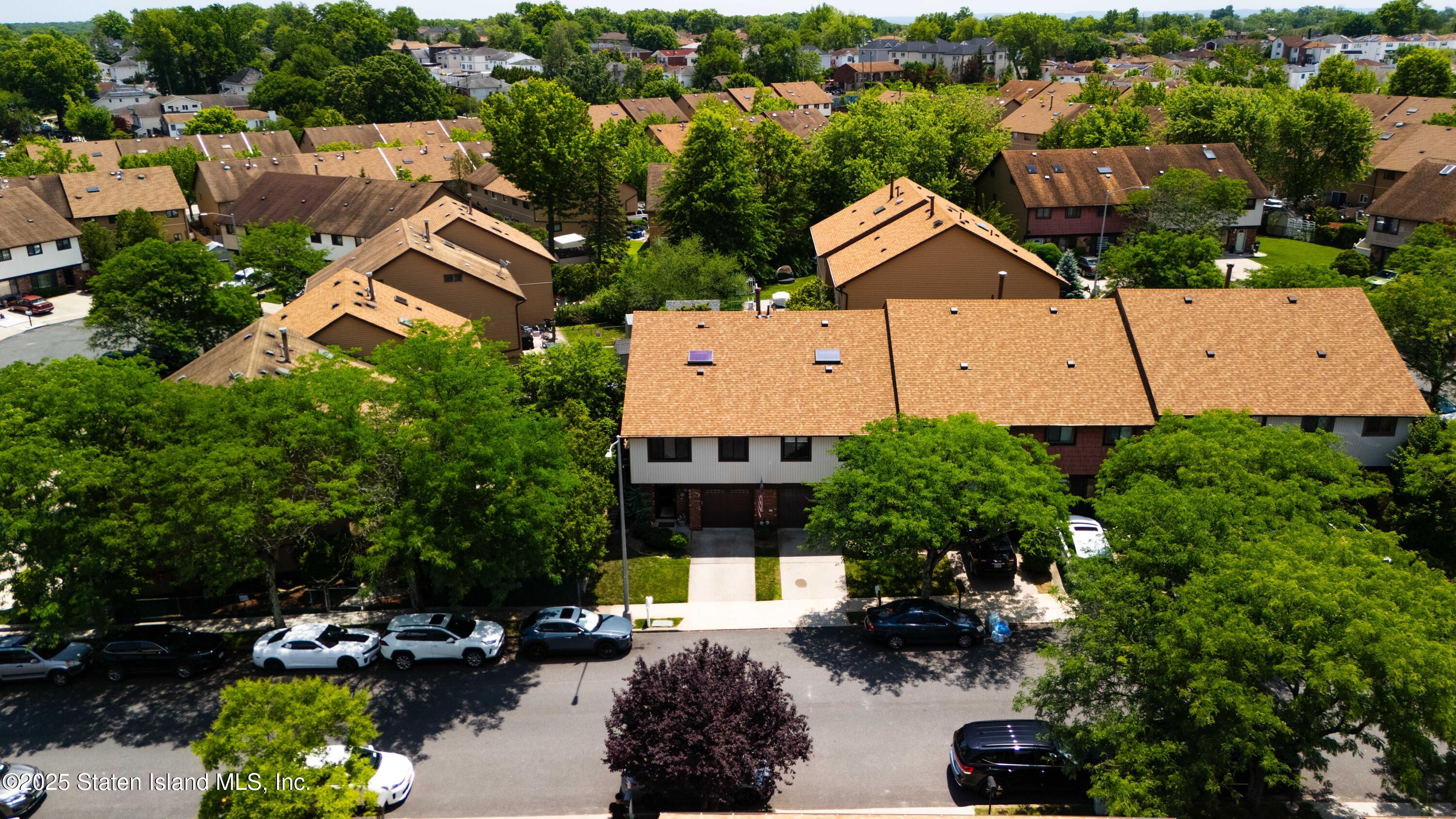 309 Rolling Hill Green Image 3